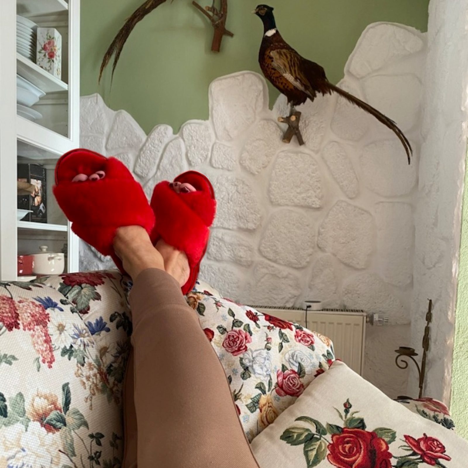 Hollert Hausschuh Damen Lammfell Домашняя обувь FLORIDA ROT Merino Echtleder Sandaletten