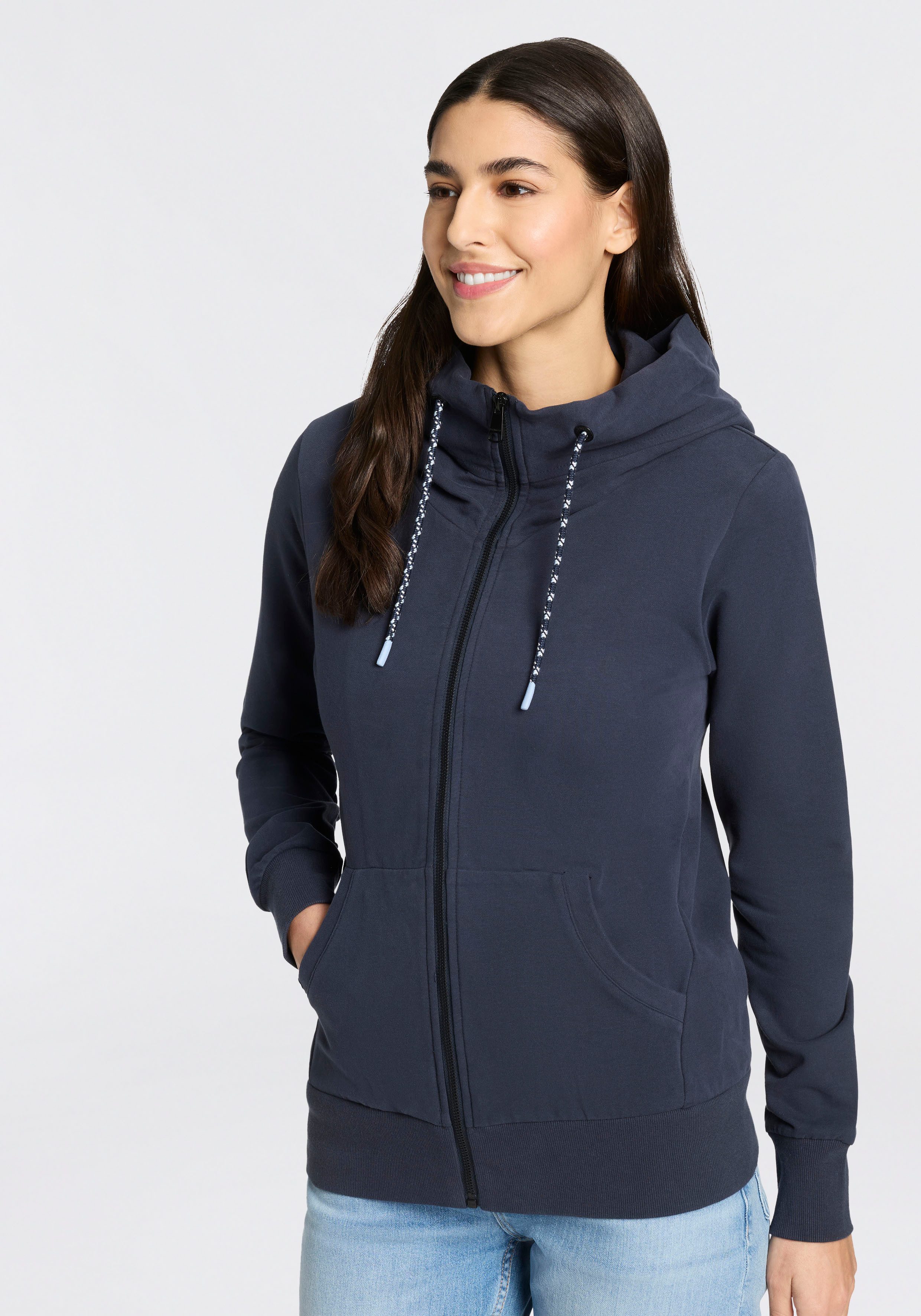 Ragwear Kapuzensweatjacke NESKIA ZIP B O mit hochgeschnittener Kapuze mit Kordel