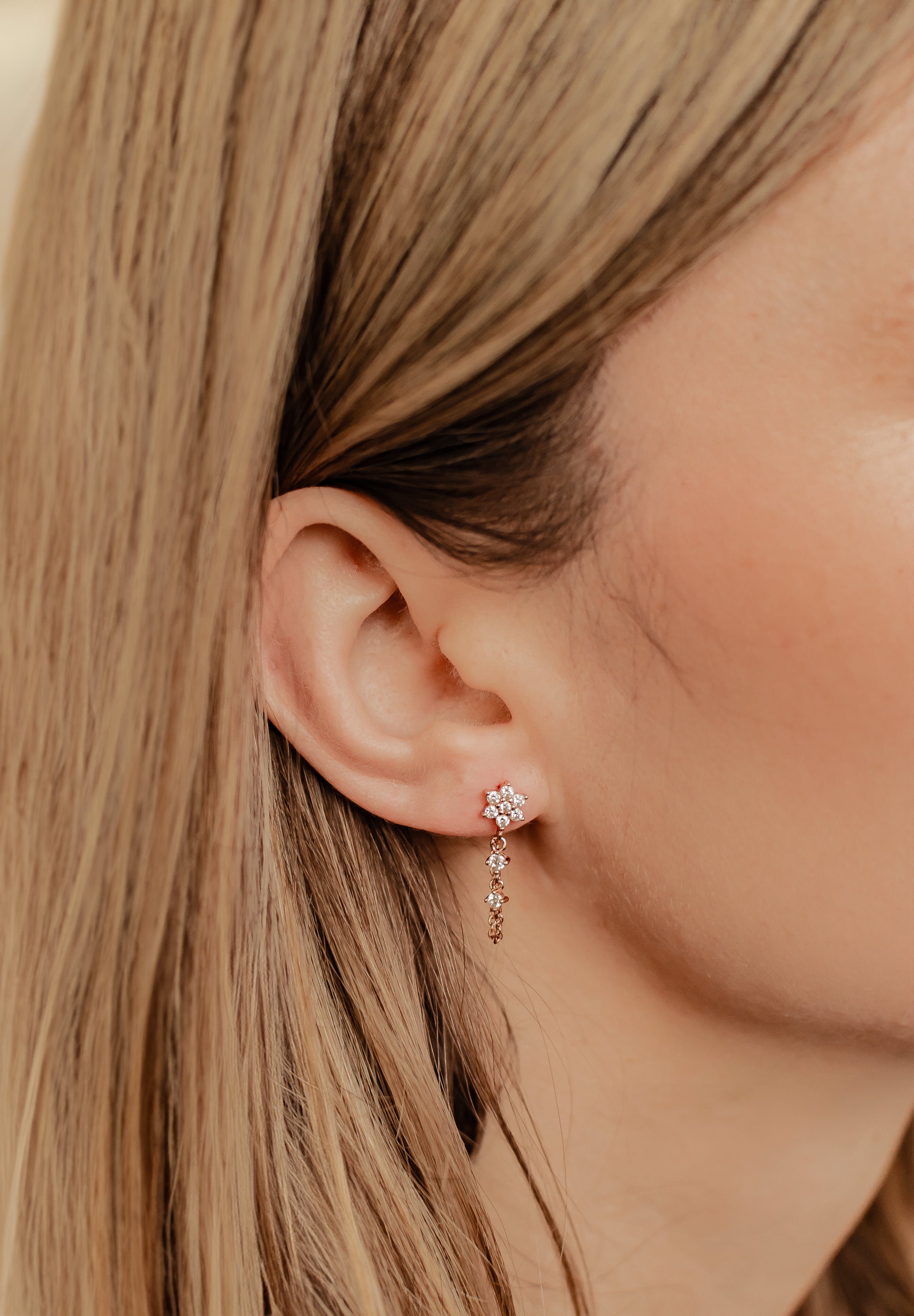 Hey Happiness Paar Ohrhänger Blume mit Kette, Ohrringe Silber 925 für Damen, Tropfen Kette Ohrstecker mit Zirkonia, elegant