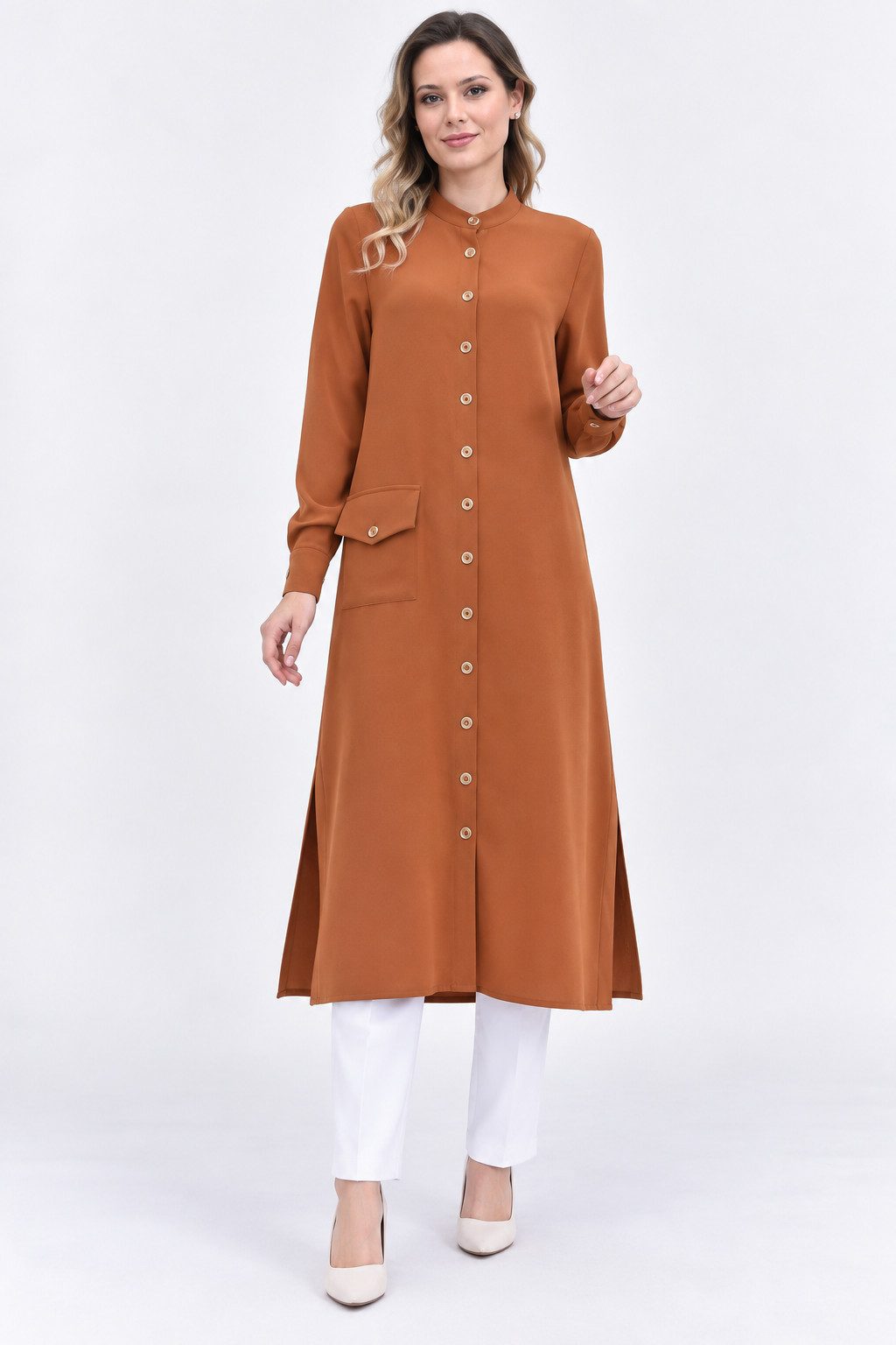 fashionshowcase Longtunika mit Knopfleiste und Stehkragen, lang geschnitten mit Seitenschlitzen Modest Fashion, bedeckender Schnitt, elegante Longform