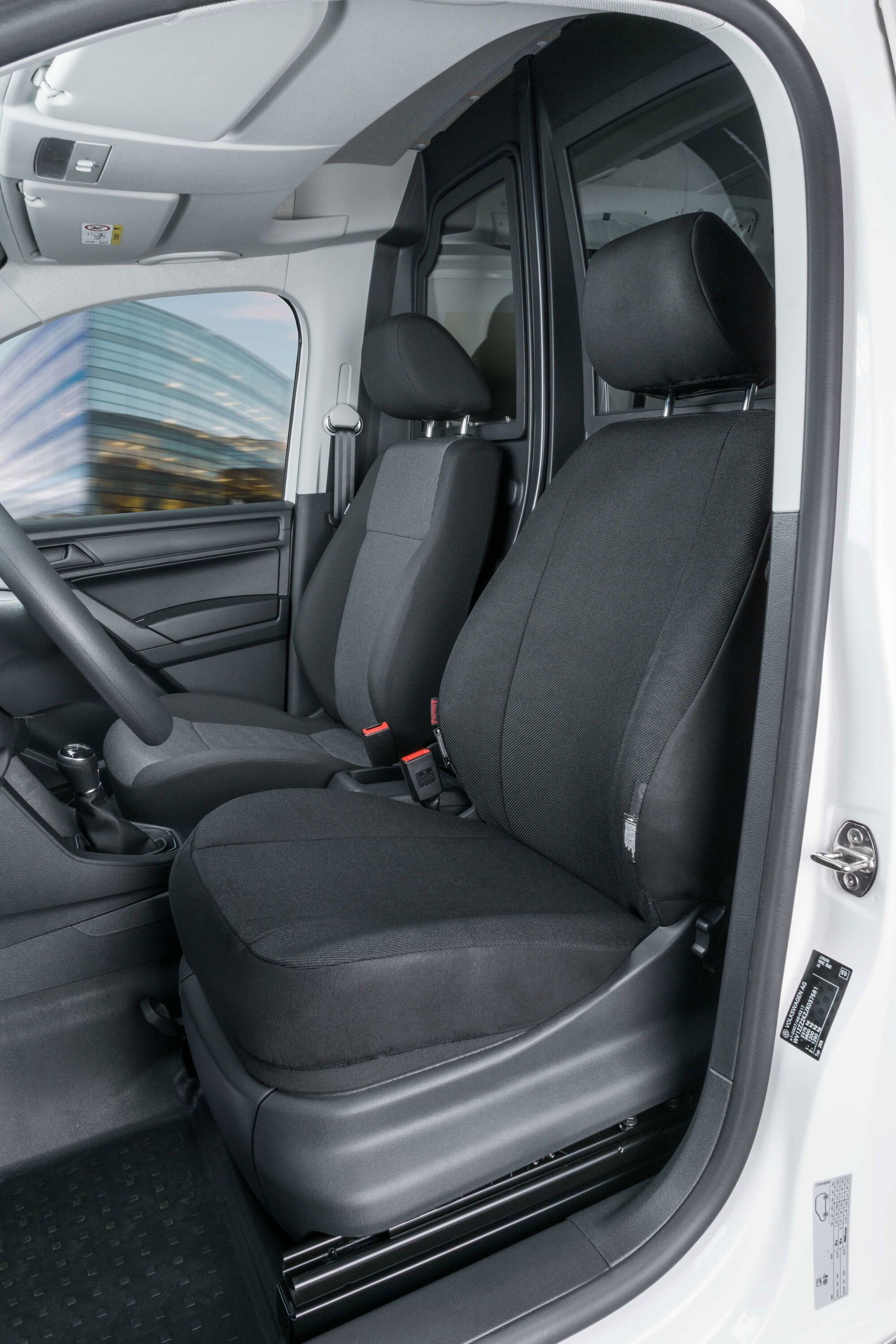 WALSER Autositzbezug Transporter VW Caddy Passform, 1 Einzelsitzbezug vorne, 1 Kopfstützenbezug, 3-tlg.