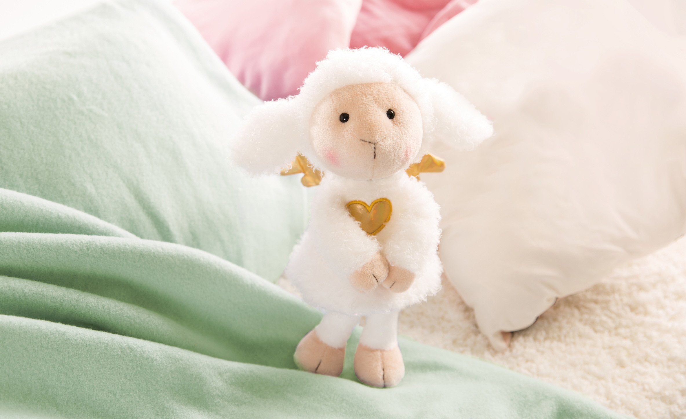 Nici Kuscheltier Dein Schutzengel, Schaf La La Lammie 30cm, mit goldenem Herz & Flügeln in Geschenkbox