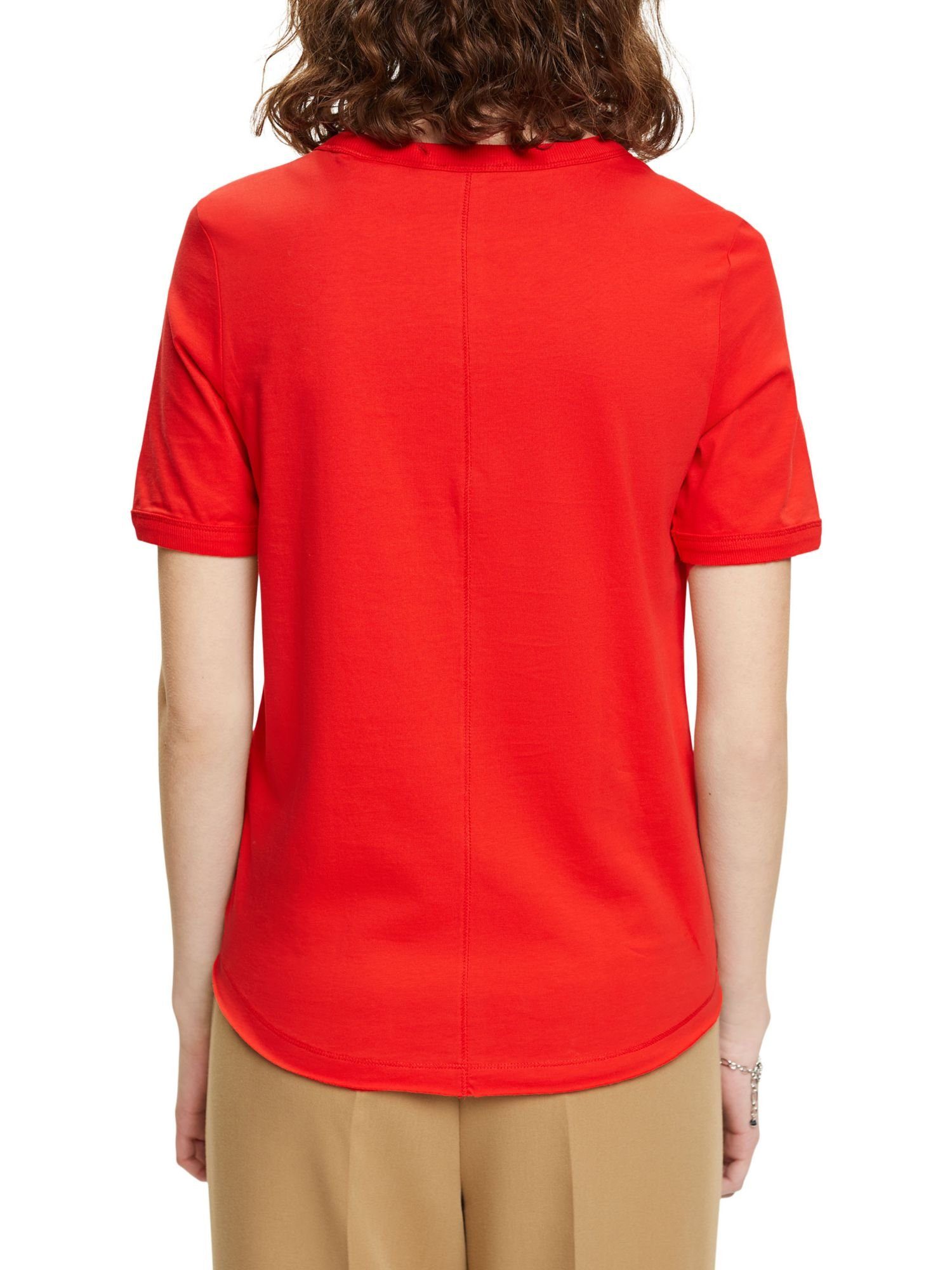 Esprit T-Shirt Baumwoll-T-Shirt mit (1-tlg) RED herzförmigem Logo