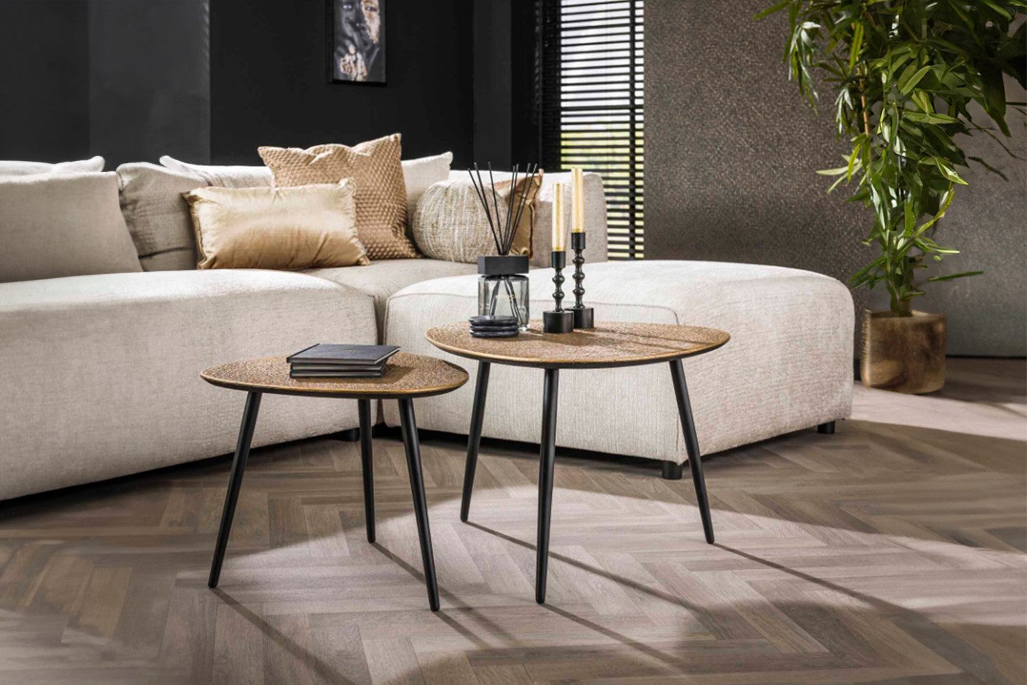 KAWOLA Couchtisch LAUCA (Set, 2-St), Metall bronze dreieckig