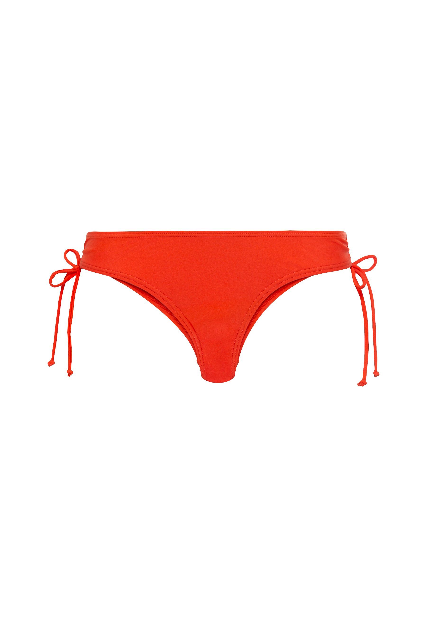 LSCN by LASCANA Bikini-Hose Gina mit modischen Raffungen. € 22,99