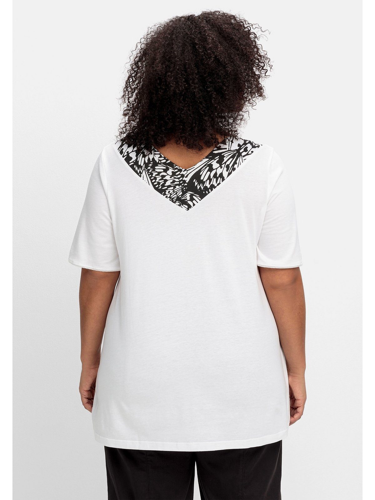 Longshirt Blende Sheego Große mit bedruckt am V-Ausschnitt Größen breiter weiß