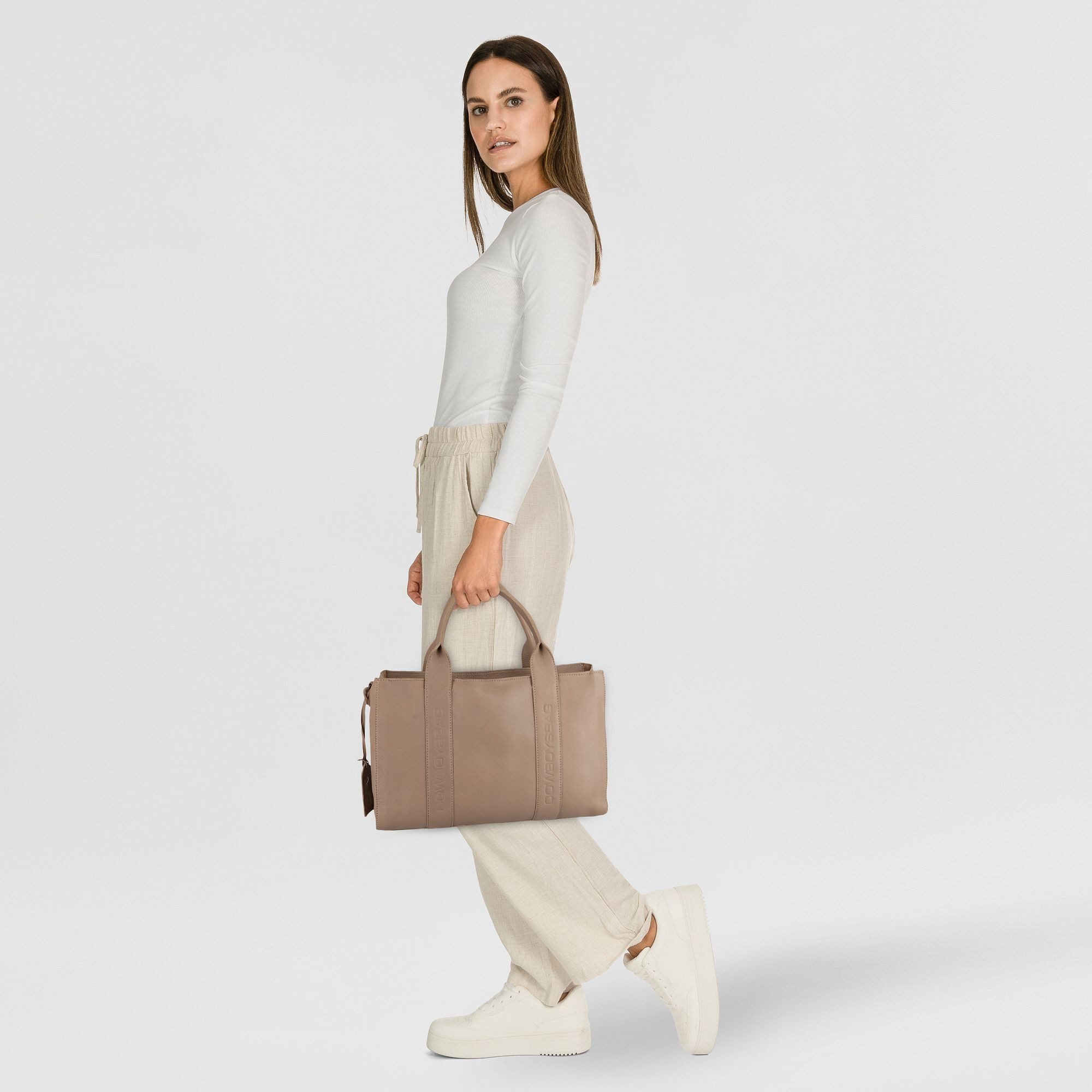Cowboysbag Schultertasche Oily Cow, Leder