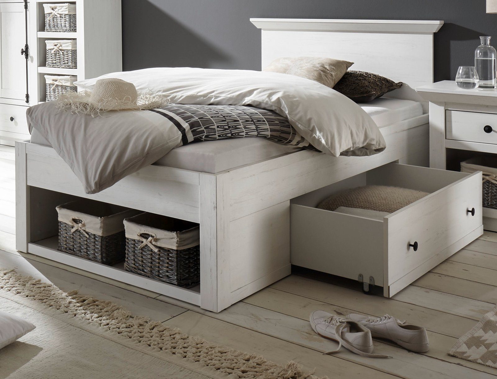 Furn.Design Einzelbett Hooge (in Pinie weiß, Liegefläche 90 x 200 cm), mit Bettschubkasten mit Stauraum