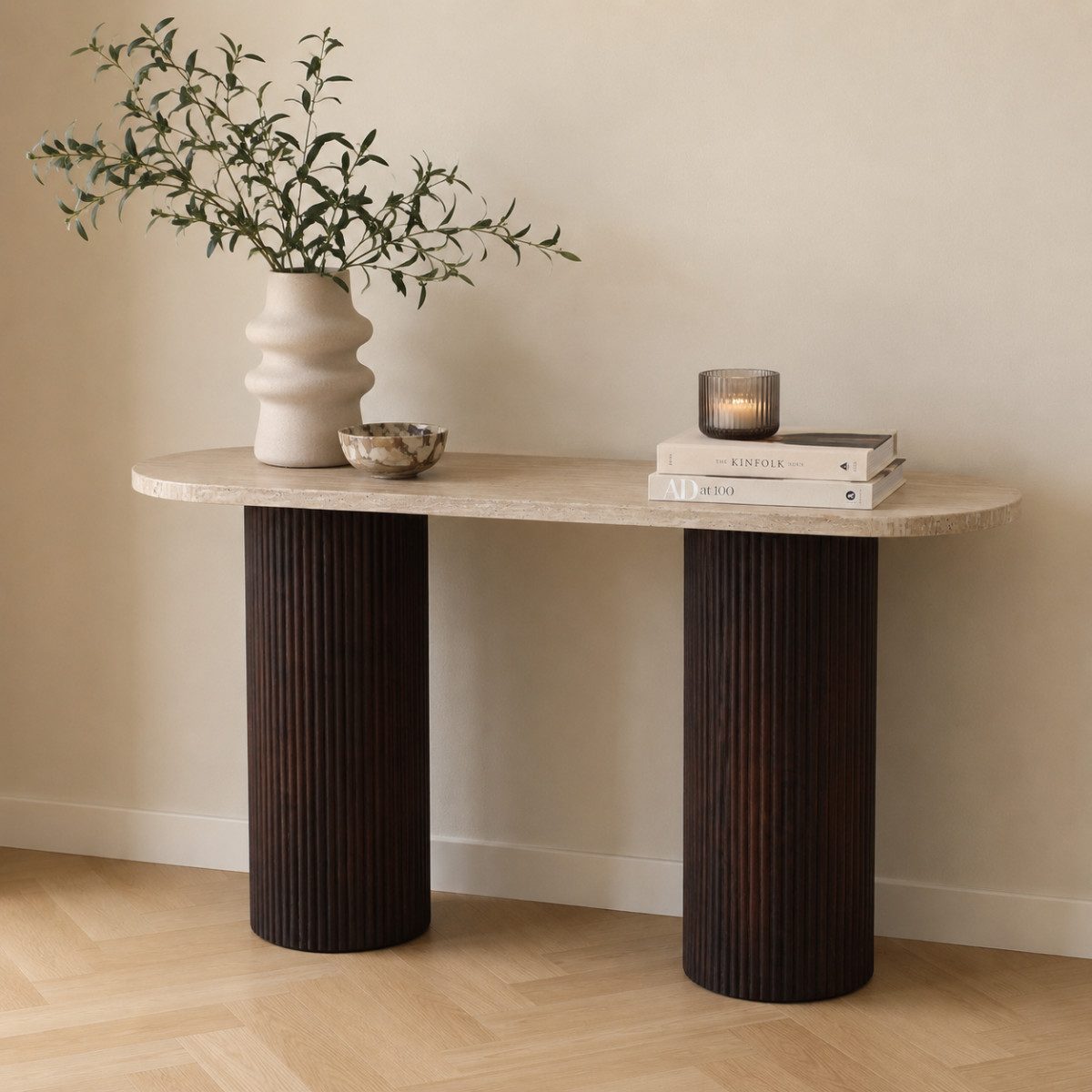 alesvelt Konsolentisch TRIVENTO Ovaler Design in Travertin-Optik mit Rillen-Säulen, 150 cm, Braun, Beige, Travertin-Optik