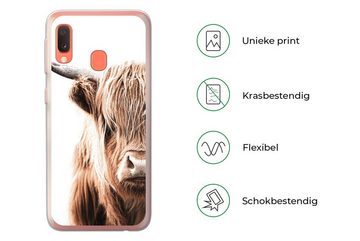 MuchoWow Handyhülle Schottischer Highlander - Kuh - Tiere, Handyhülle Samsung Galaxy A20e, Smartphone-Bumper, Print, Handy