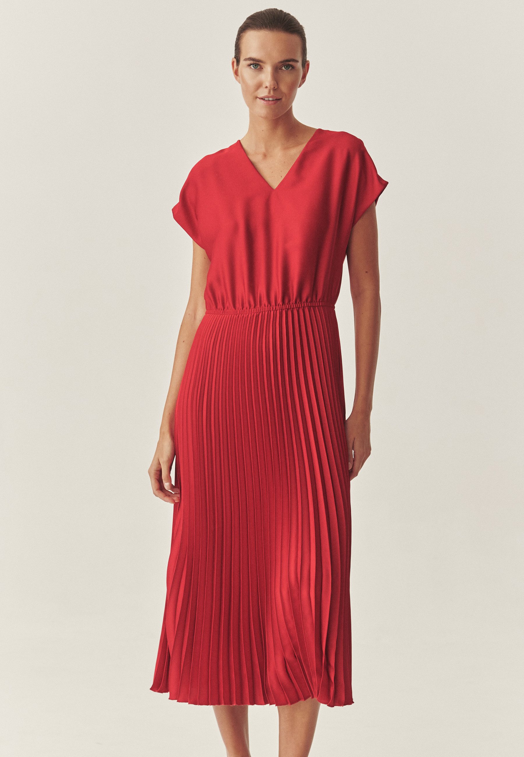 TATUUM Midikleid FALTENROCK AUS SATIN -TELI