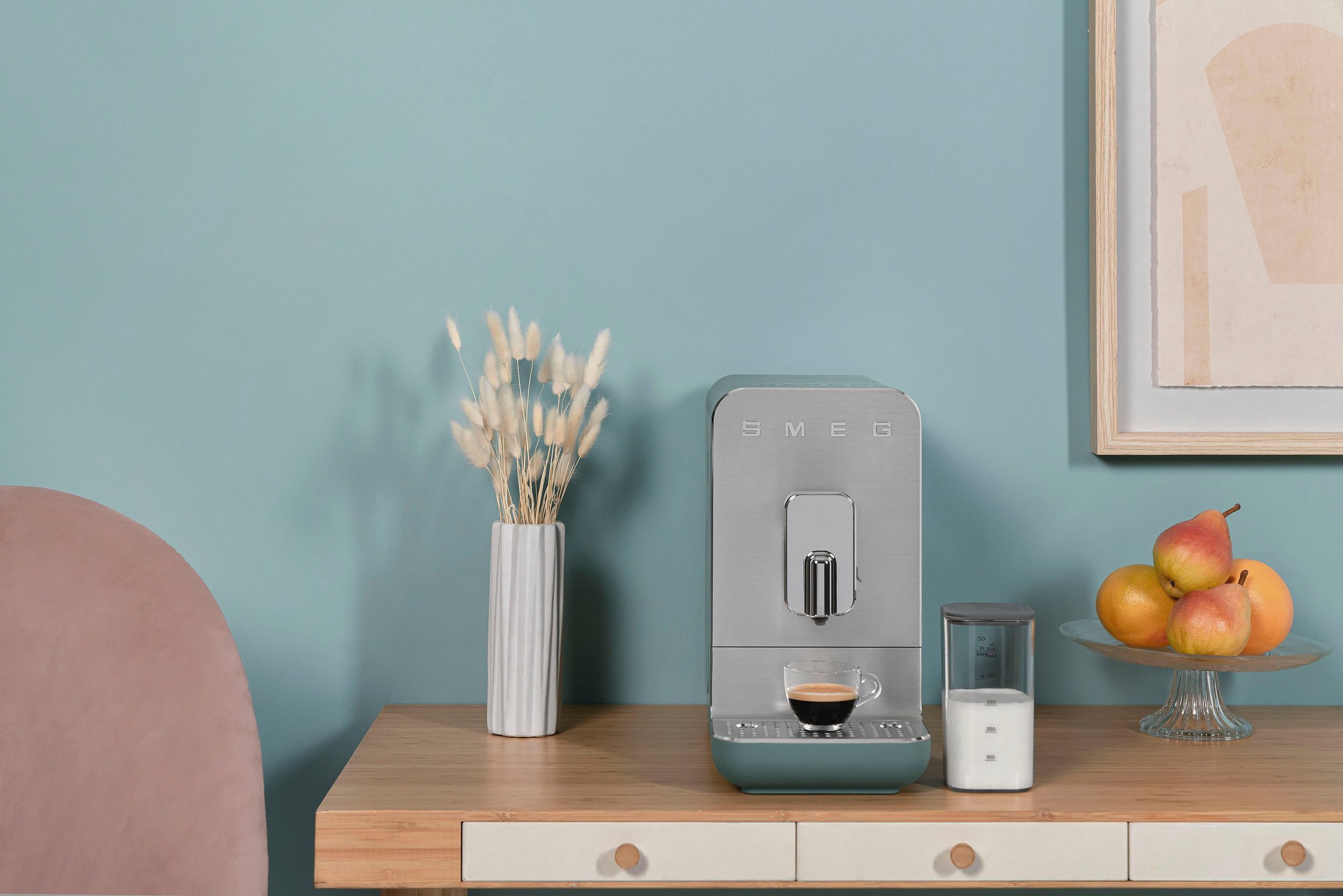 Smeg Kaffeevollautomat BCC13EGMEU