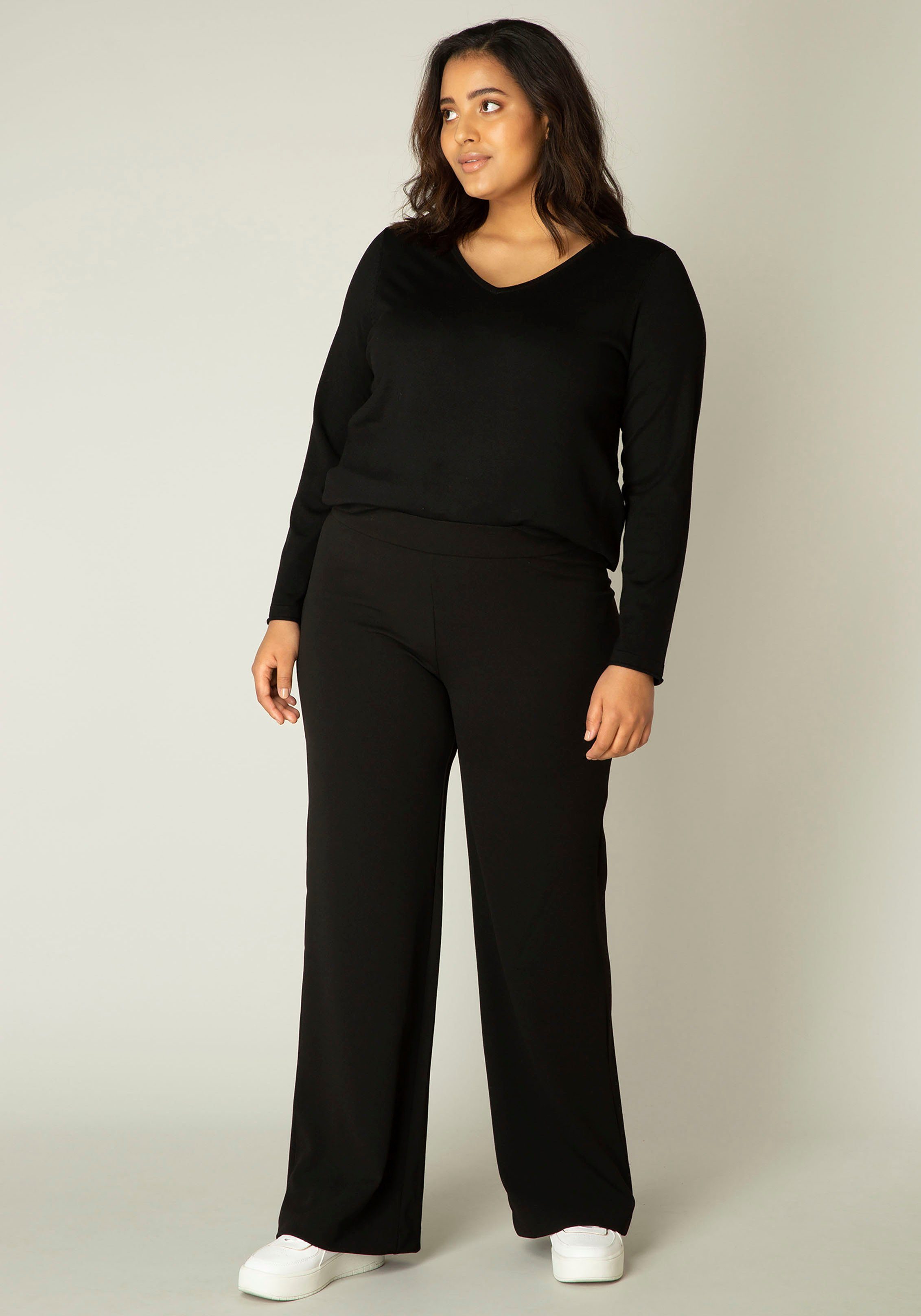 Form Moderne weite Base Level Curvy black Arah Treggings