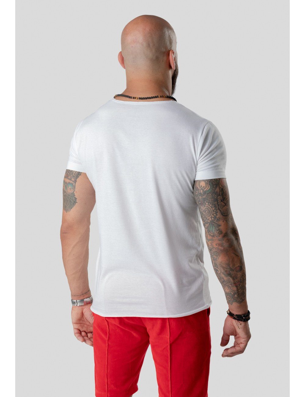 TRES AMIGOS T-Shirt Weiß V-Neck Logostrickerei mit Trendiges Shirt