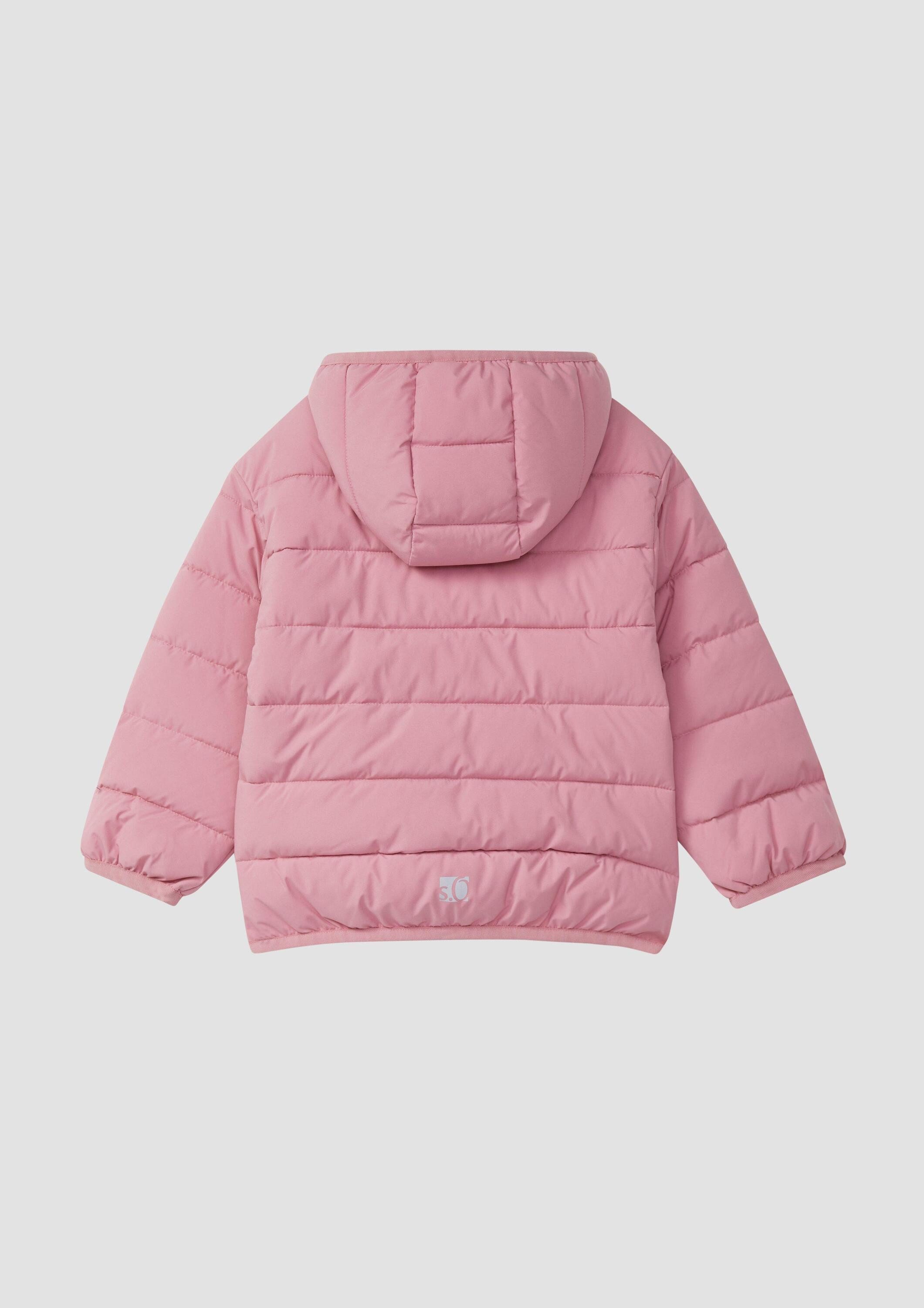 s.Oliver Funktionsjacke Outdoor-Jacke Unisex Steppjacke mit Kapuze in Oversize – Bild 2 von 4