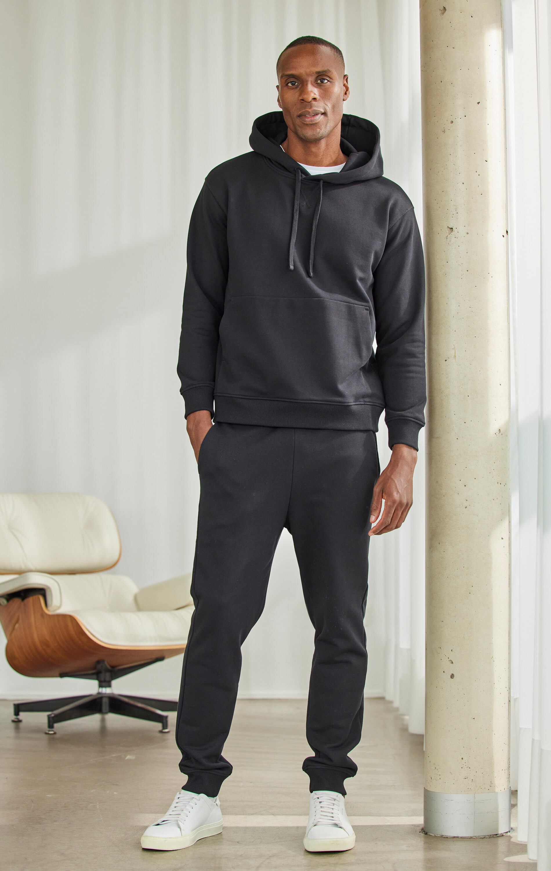 FALKE Sweathose Sweathose mit Bio-Baumwolle (1-tlg) mit Bio-Baumwolle