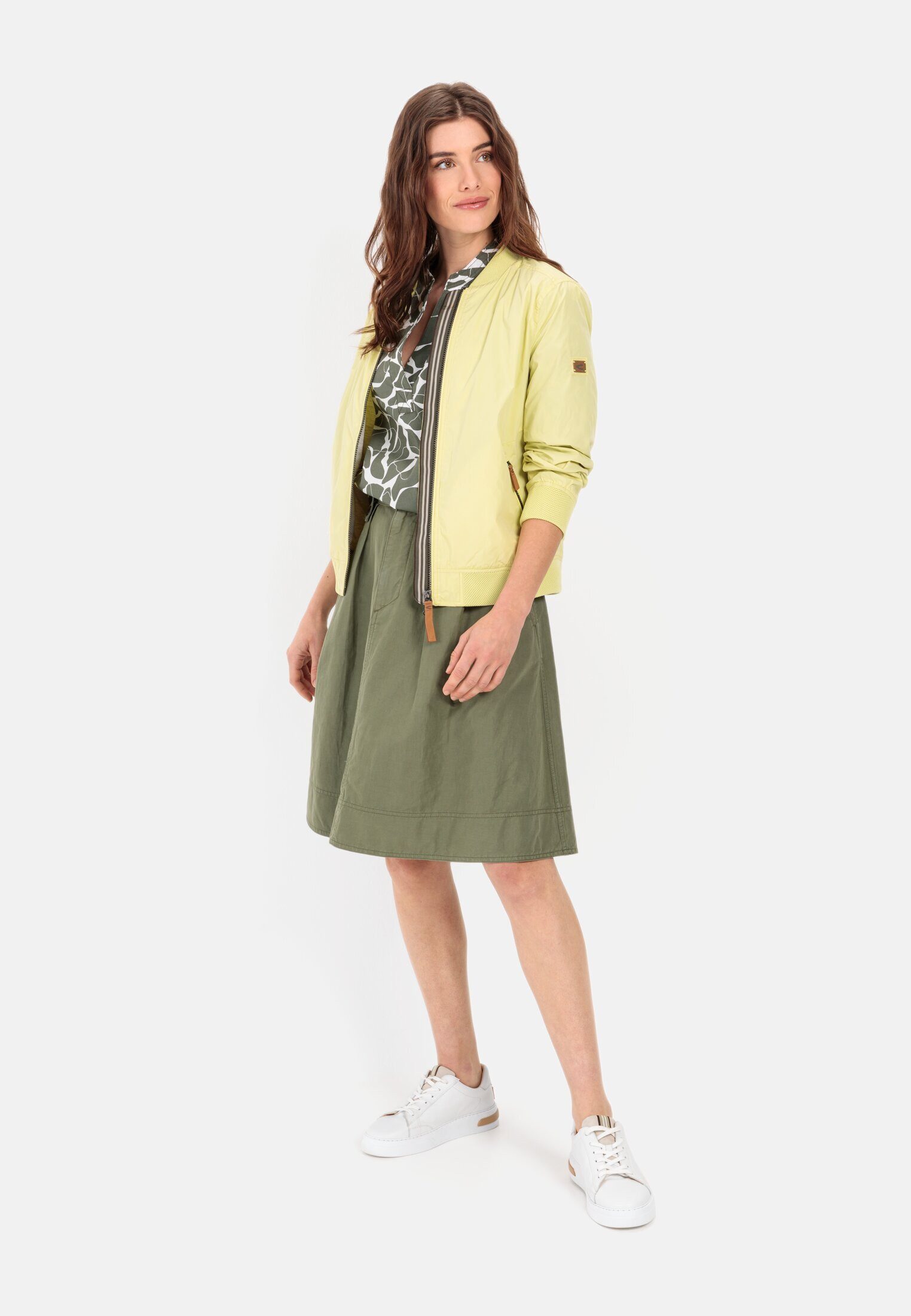 camel active Blouson aus recyceltem Polyester Markenlogo