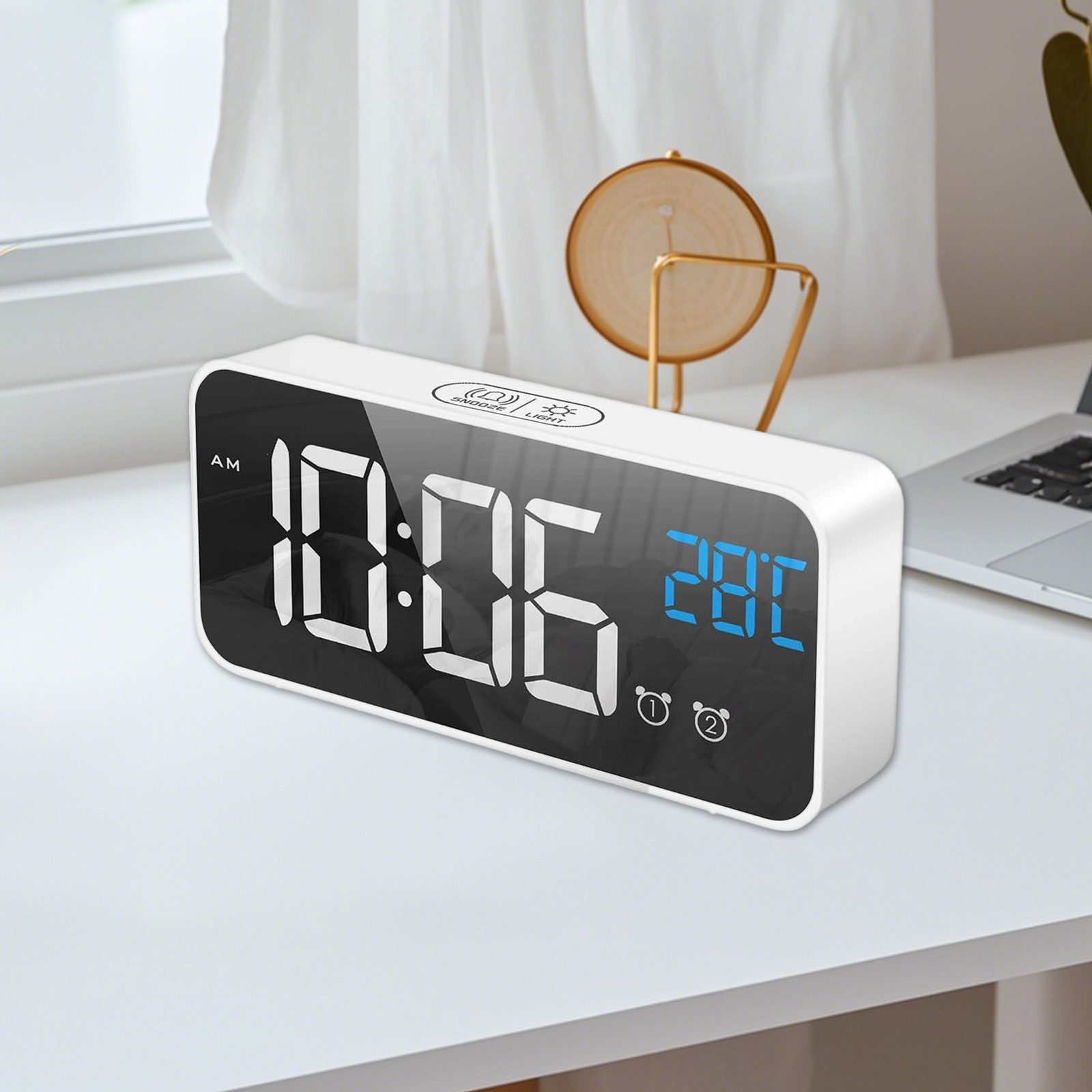 OKWISH Будильники 5,5" Digitalwecker Tischwecker LED Spiegelwecker mit Snooze 13 Klingeltöne 3 Lautstärkestufen 4 Helligkeitsstufen