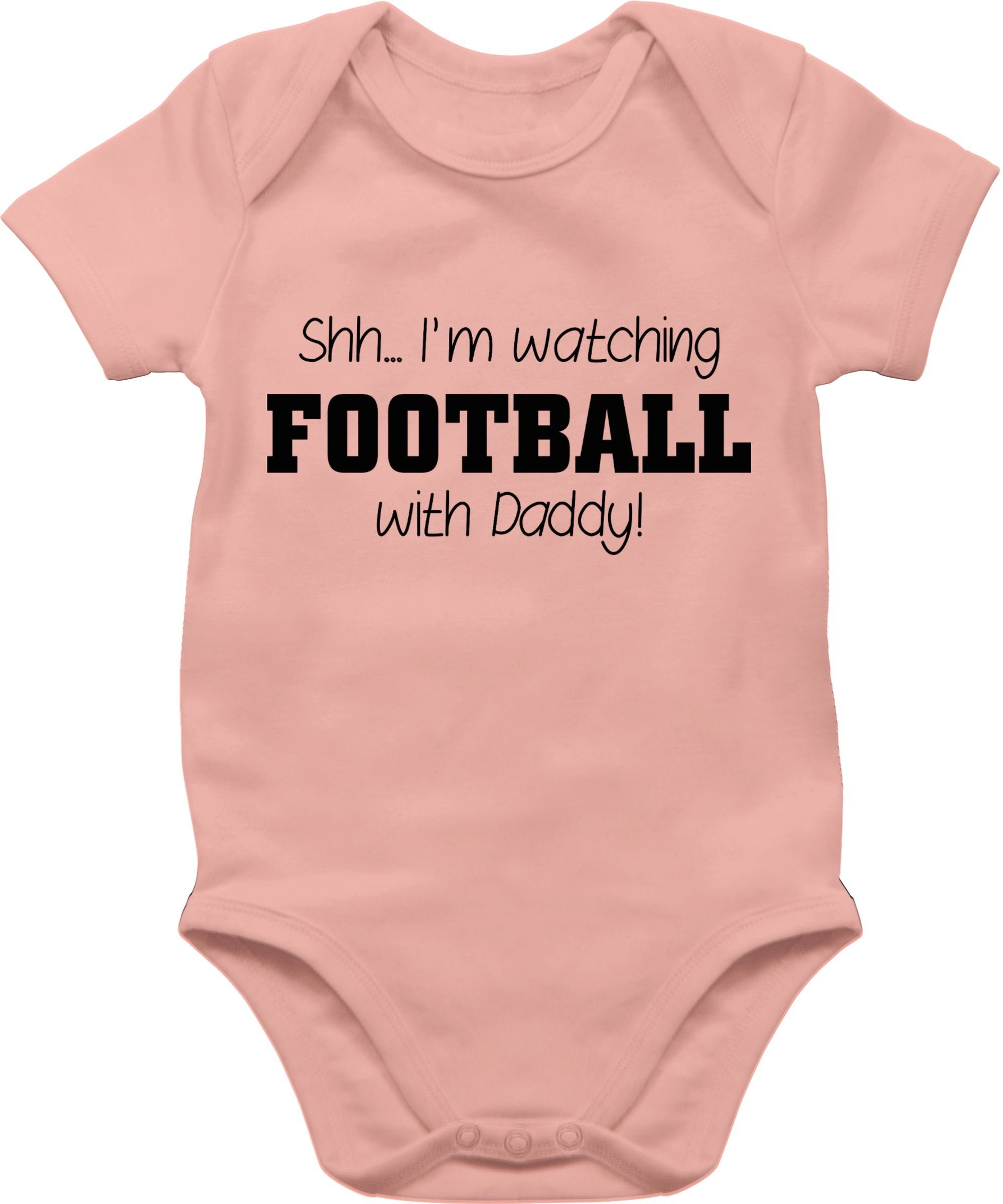 Sport & schwarz Shh...I'm with Babyrosa Baby Shirtracer Shirtbody 3 - football Bewegung watching Daddy!