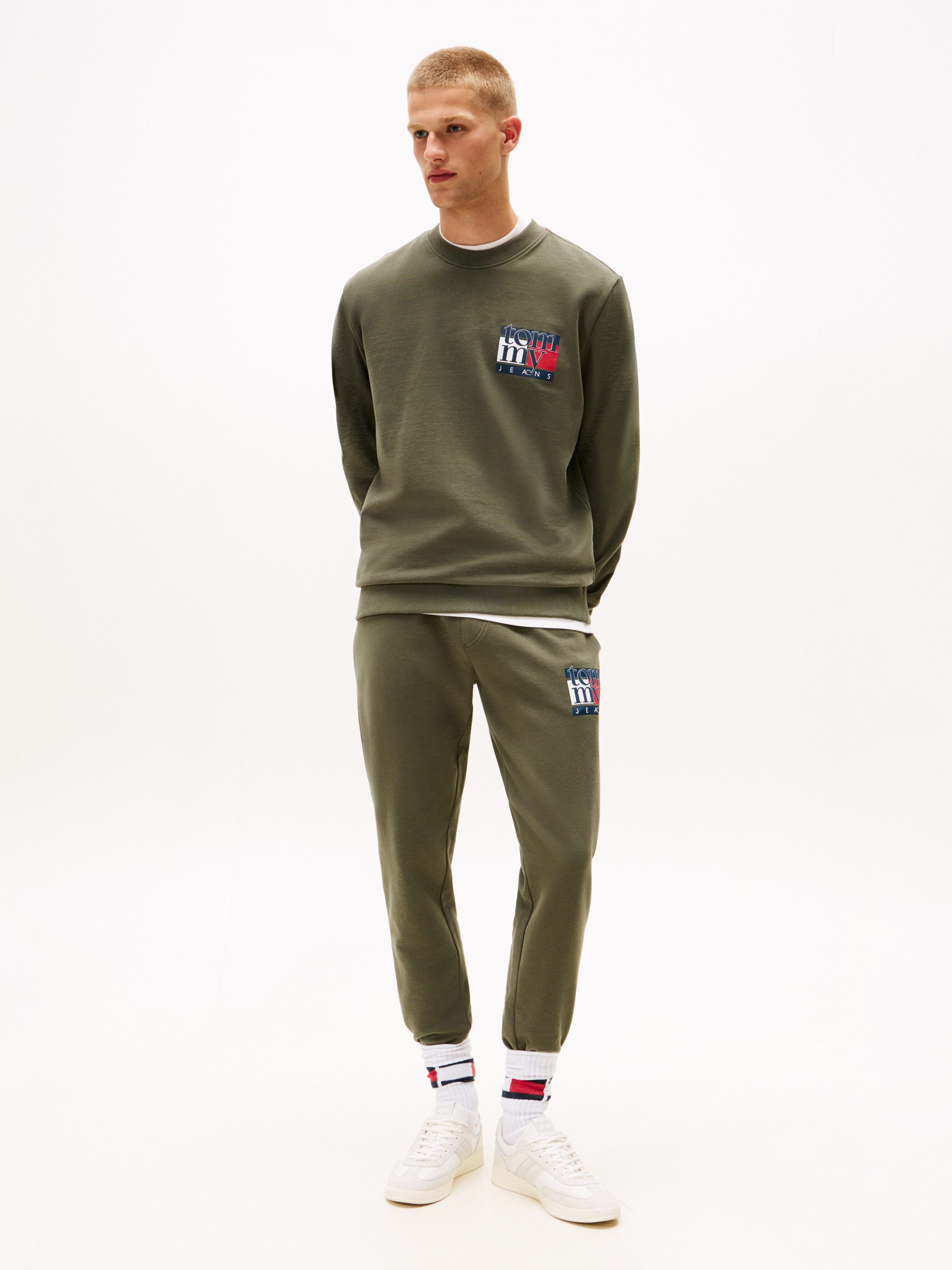 Tommy Jeans Sweatshirt TJM RWB FLAG Rundhals, regular fit, Print, Rippbündchen