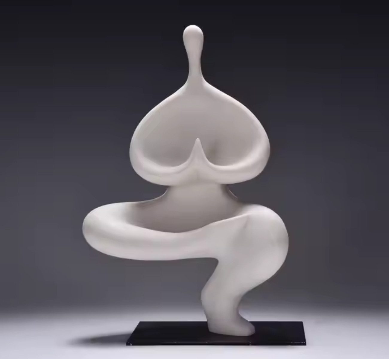 Skulptur Abstrakte Yoga-Skulptur aus Resin - (31×21×12 cm)