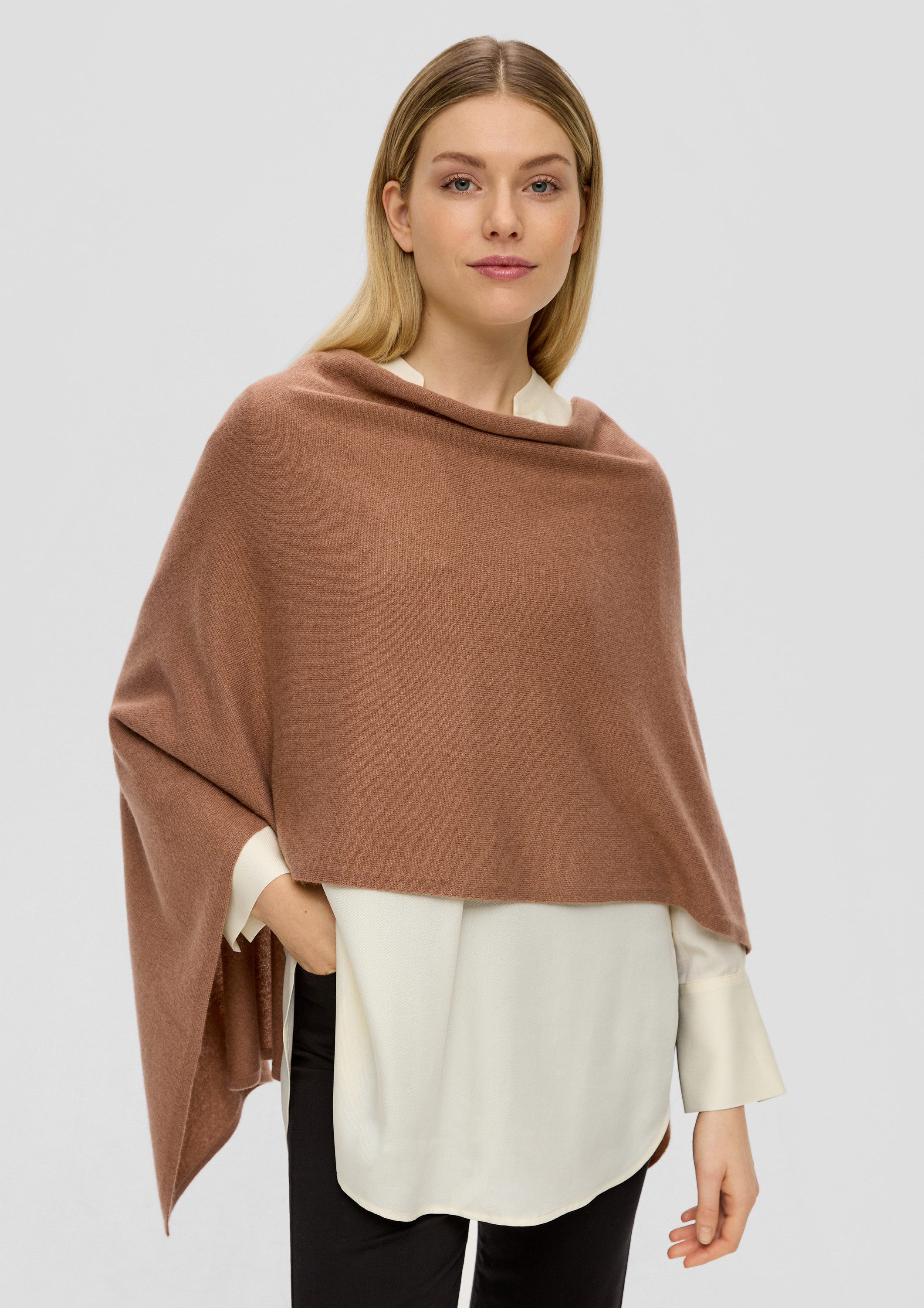 s.Oliver Poncho Strickjacke Poncho aus reinem Kaschmir