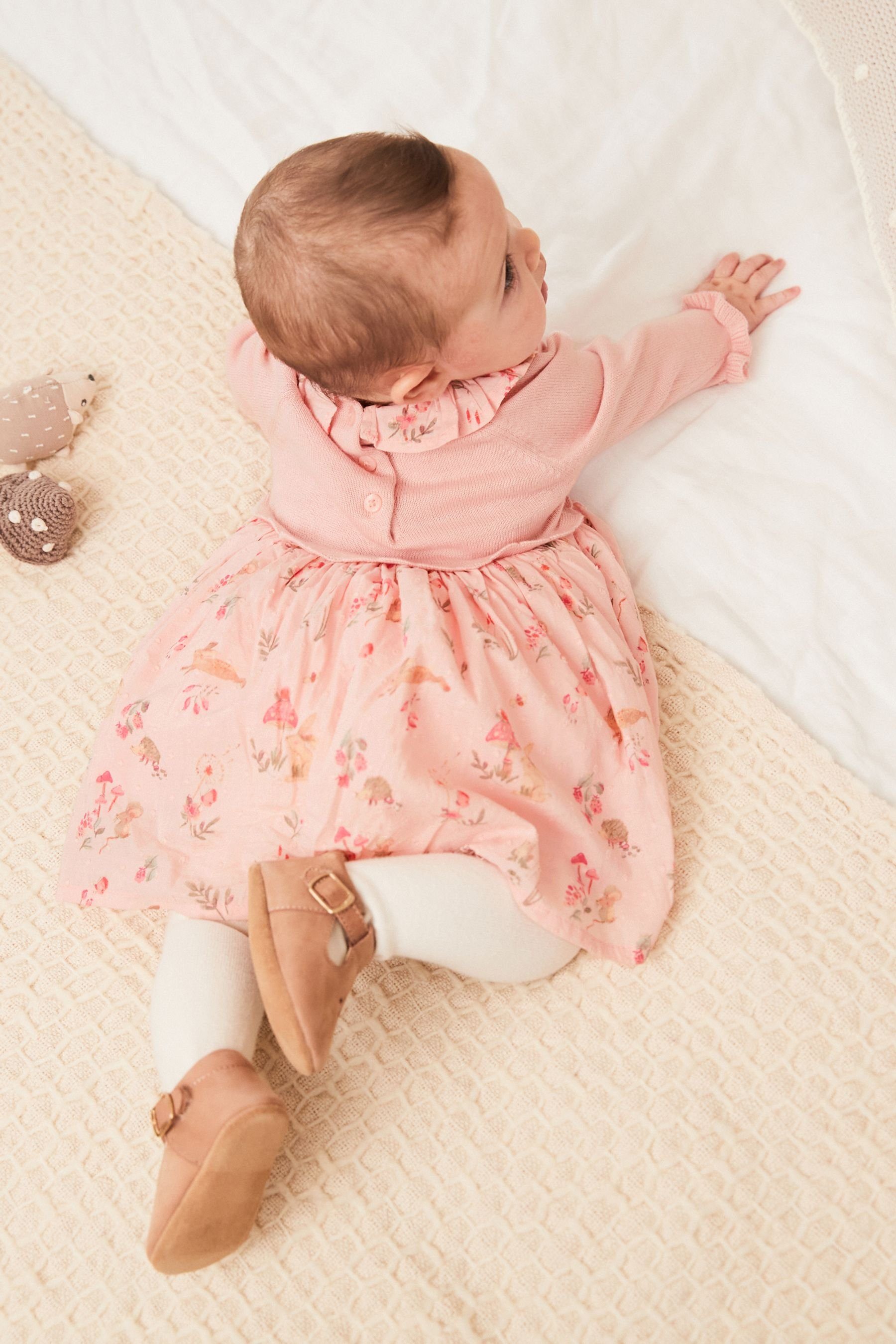 mit (1-tlg) Häschen-Stickerei Pale Pink Strickkleid Next Baby-Kleid