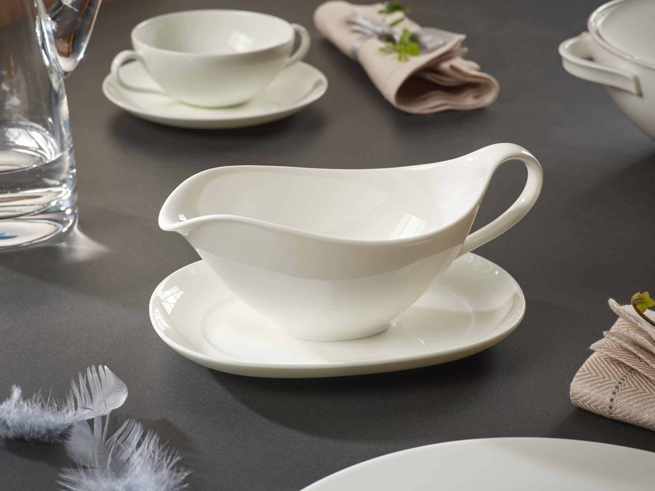 Villeroy & Boch Sauciere Anmut Sauciere mit Untertasse, Porzellan, (1x Sauciere, 1x Sauciere-Unterteil, 2-tlg)