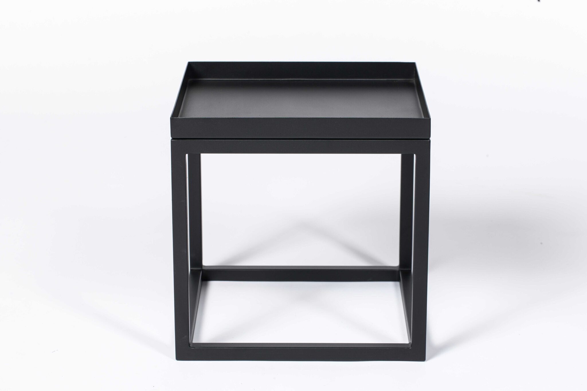 andas Couchtisch Naantali, Schlichter Beistelltisch aus Metall. Reduzierter Preis € 170,99. Unverbindliche Preisempfehlung € 189,00