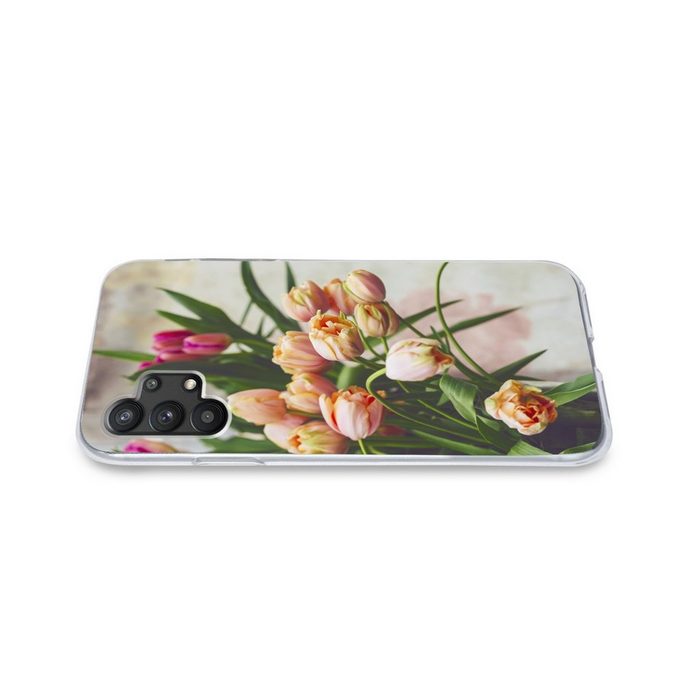 MuchoWow Handyhülle Wälder mit Tulpen Handyhülle Samsung Galaxy A32 5G Smartphone-Bumper Print Handy ZV10963