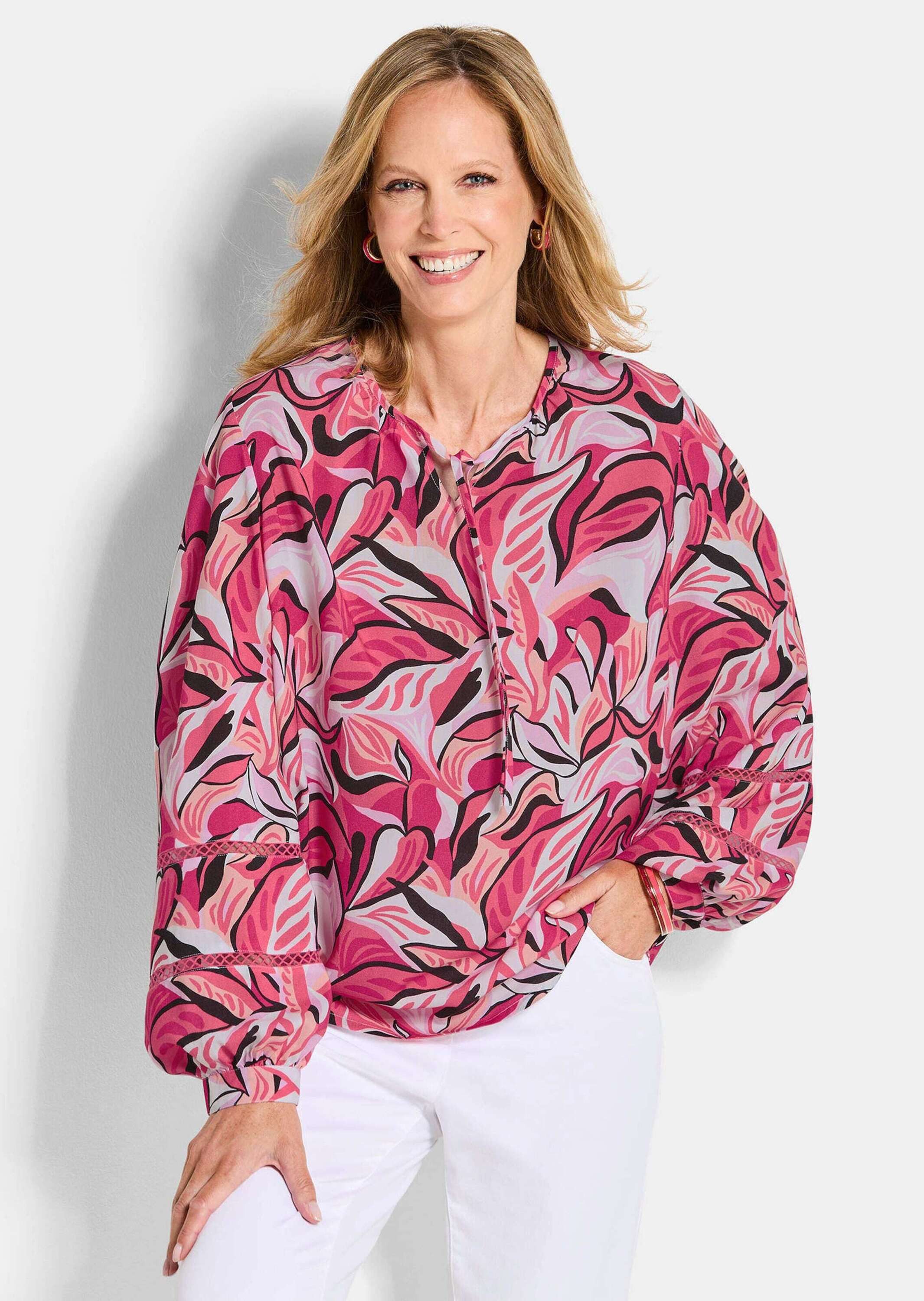 GOLDNER Kurzarmbluse Viskosebluse mit floralem Muster Schlupfbluse mit Rundhals, Spitzenakzenten und Langarm