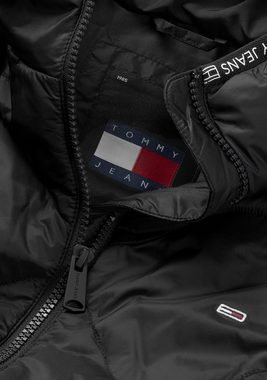 Tommy Jeans Curve Steppjacke TJW QUILTED TAPE HOOD PUFFER EXT mit Logostickerei