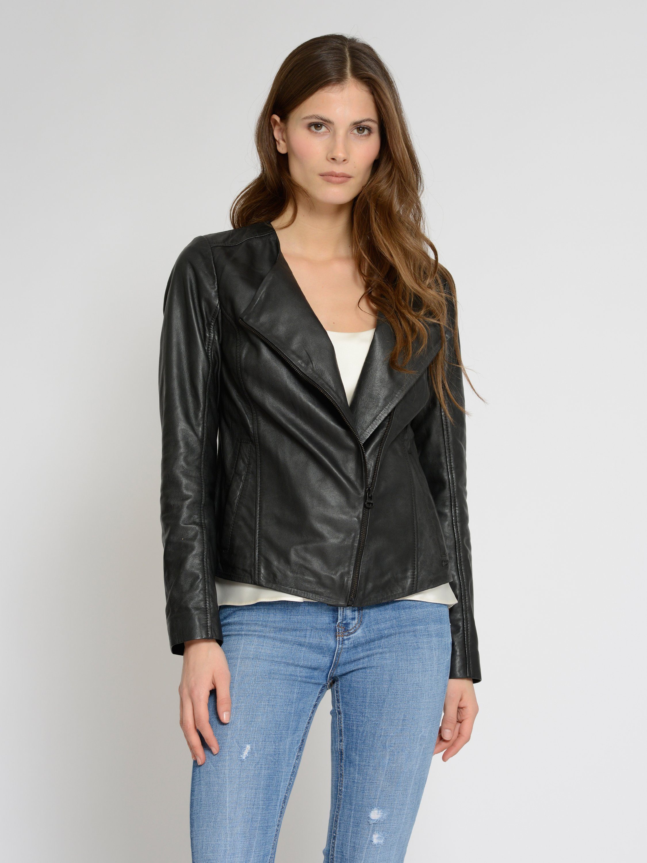 42021220 Maze black Lederblazer