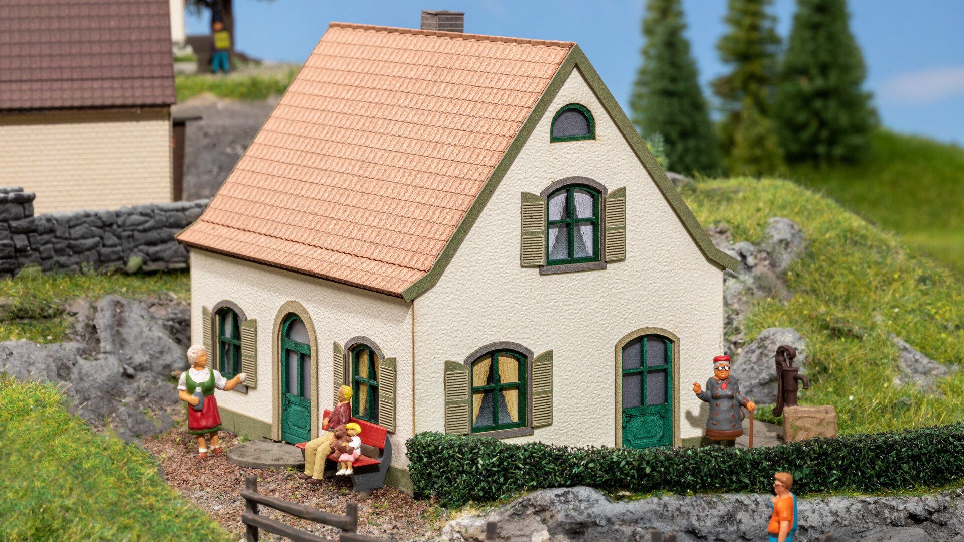 Modelleisenbahn-Gebäude Kleines Einfamilienhaus, mit Modellbau Zubehör, La