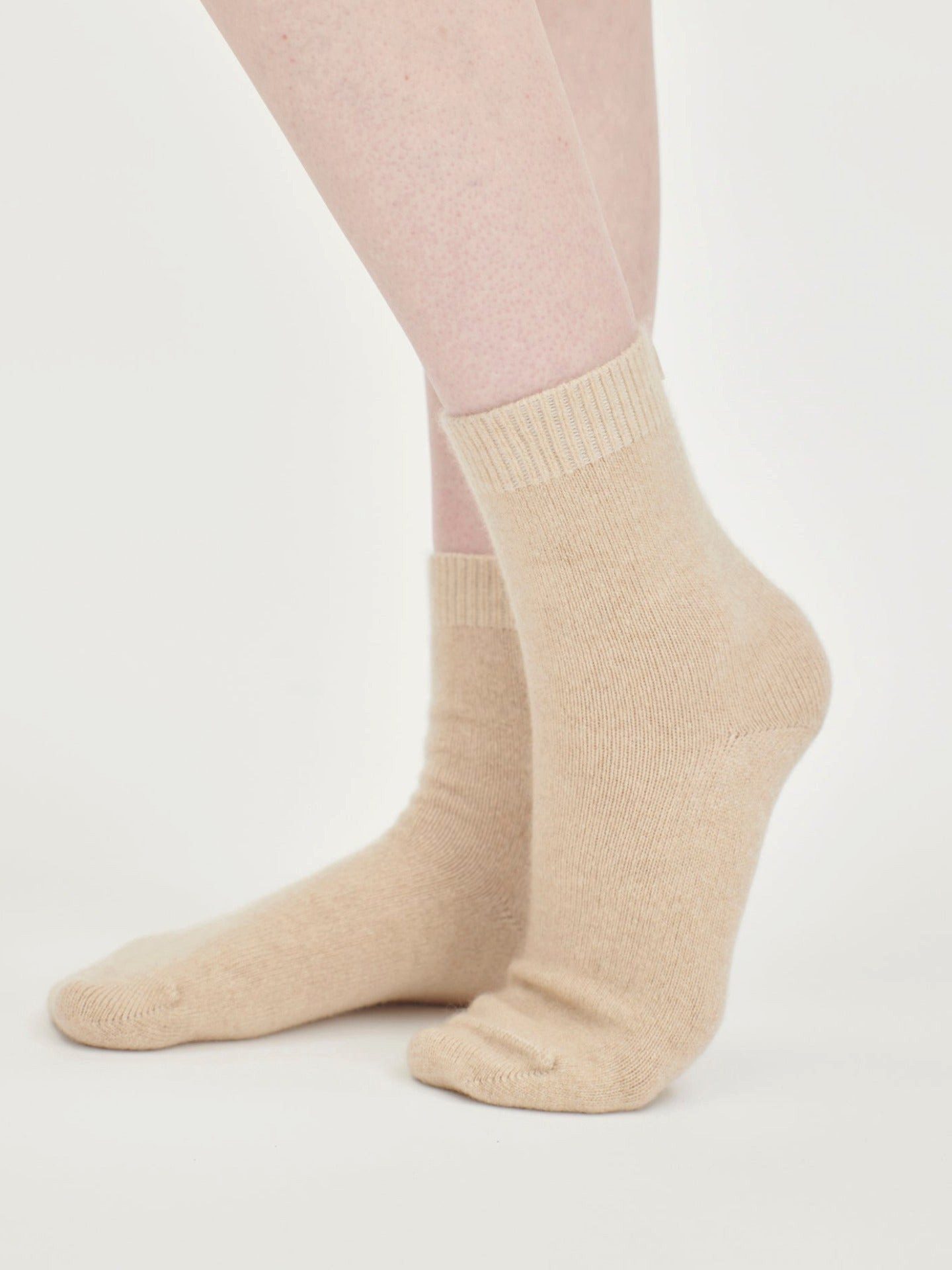 GOBI Cashmere Socken Naturfarbe Unisex Kaschmir Rippenstrick-Bettsocken
