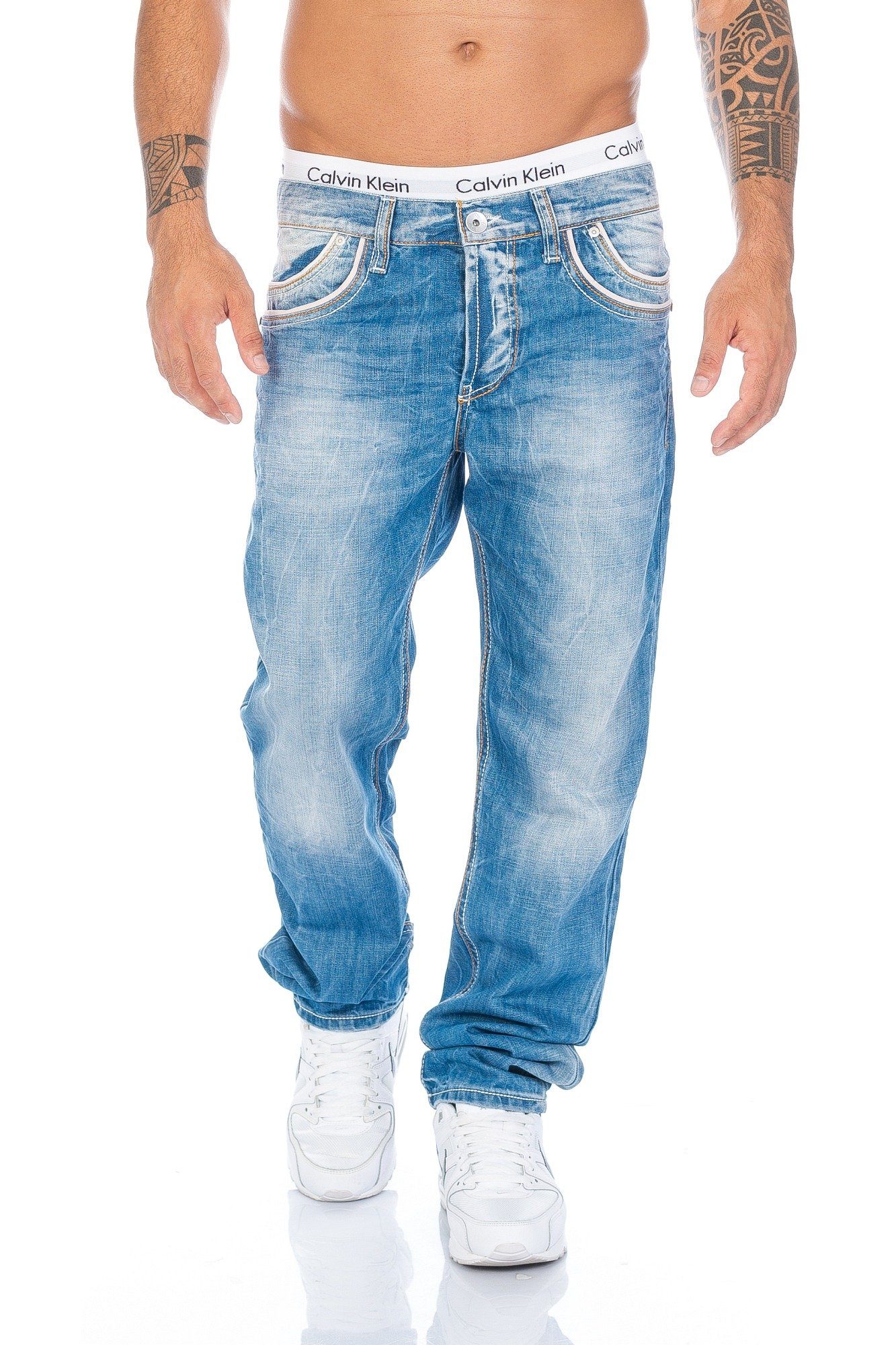 Cipo & Baxx Regular-fit-Jeans »Herren Jeans Hose mit Kontrastnähten und  sytlischer Waschung« Regular Fit Jeans Hose mit dicken Kontrastnähten und  heller Waschung