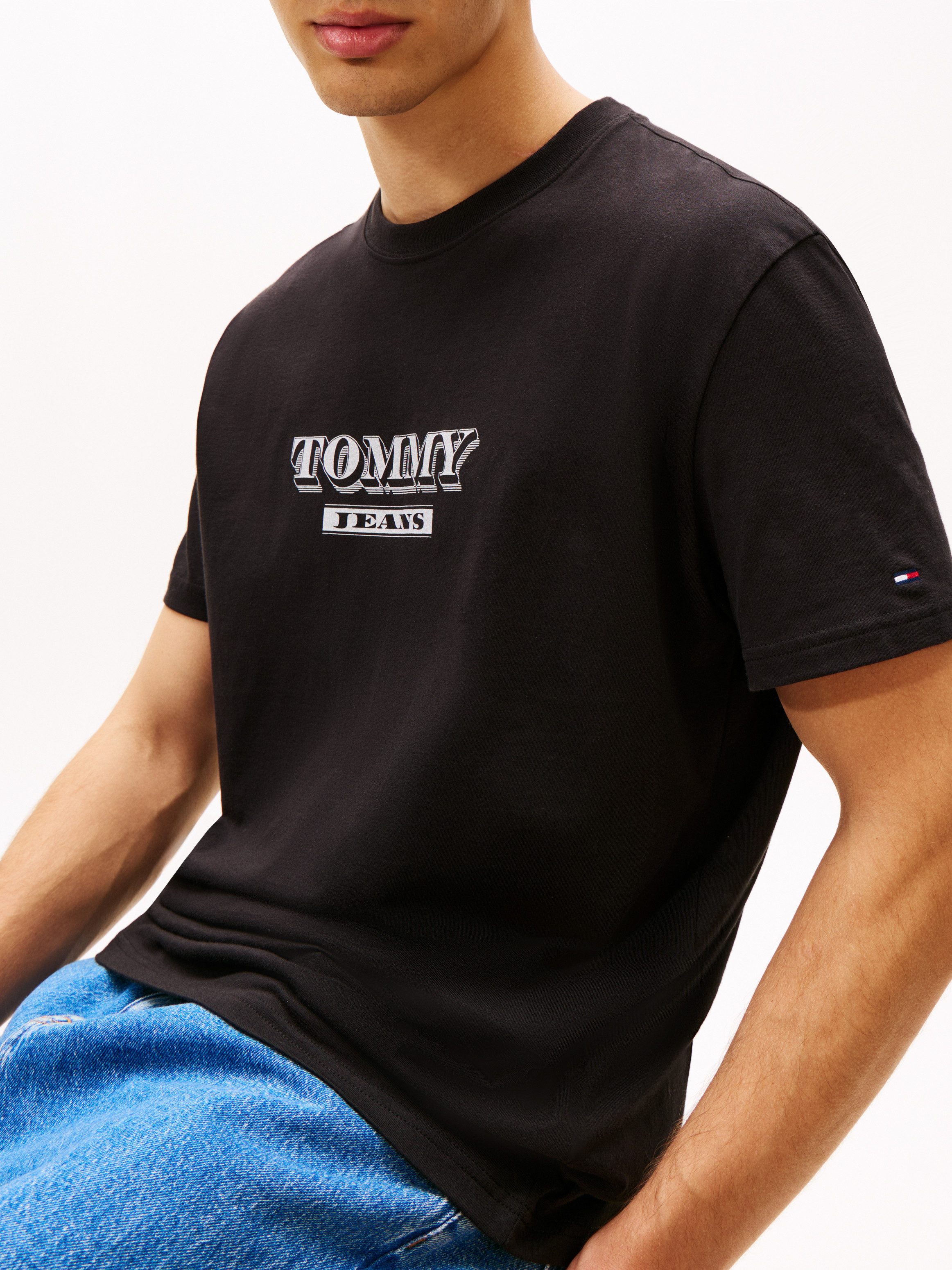 Tommy Jeans Rundhalsshirt TJM BILLS FONT regular fit, Rundhals, bedruckt