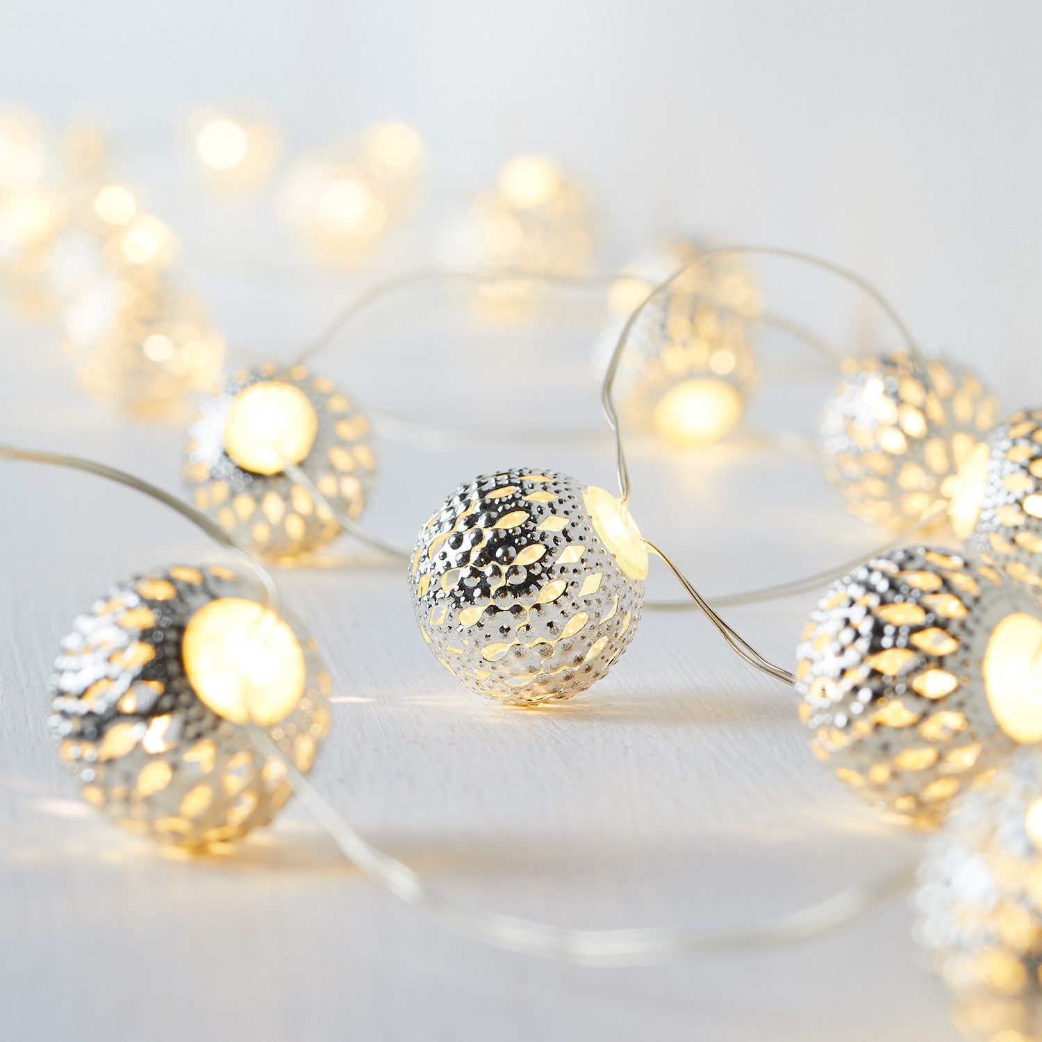 Lights4fun LED-Lichterkette 20er Micro Lichterkette marokkanische Kugeln