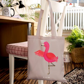 Mr. & Mrs. Panda Tragetasche Flamingo Yoga - Braun Pastell - Geschenk, Tiefenentspannung, Stoffbeu (1-tlg), Design-Highlight