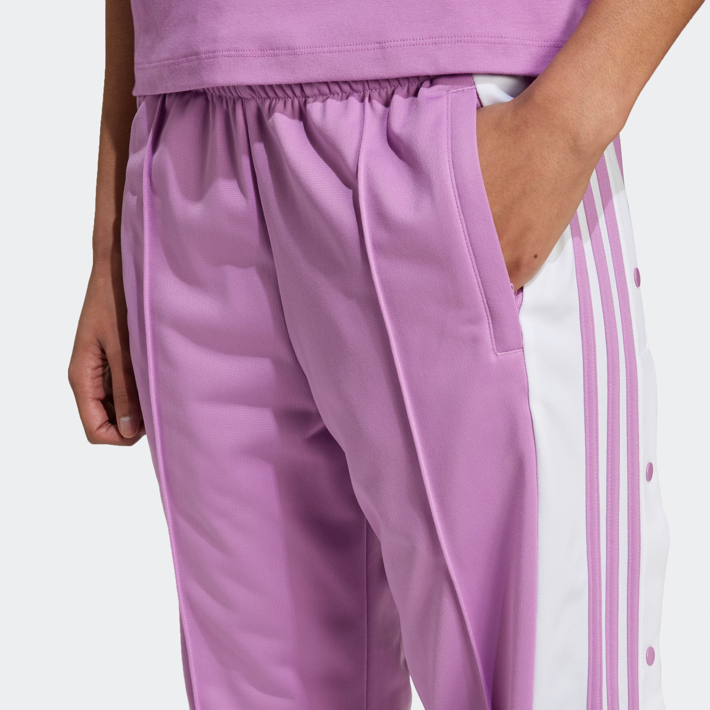 adidas Originals Sporthose ADIBREAK (1-tlg) lockerer Schnitt, mit Seitentaschen, aus weichem Trikotmaterial