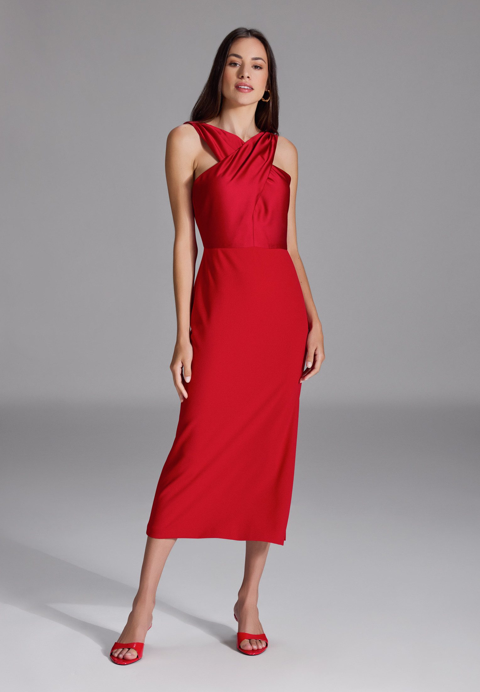 SWING Cocktailkleid Figurbetonte Passform günstig online kaufen