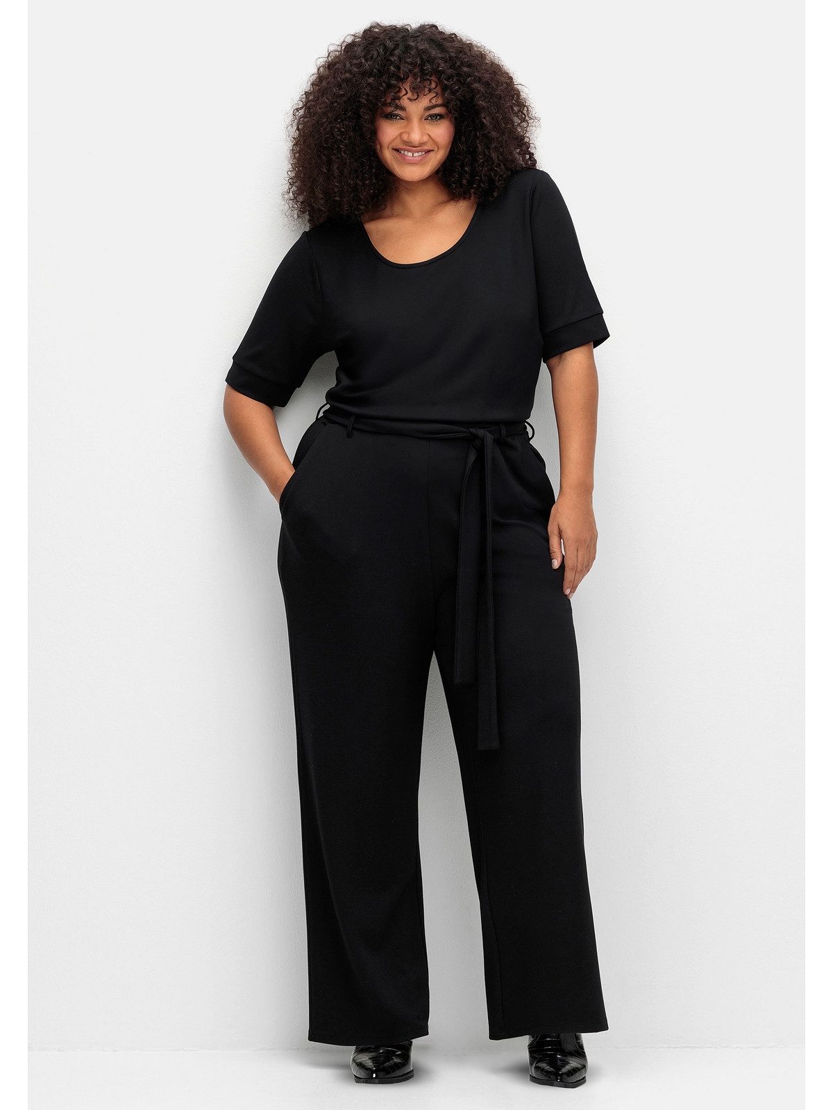 sheego by Joe Browns Jumpsuit Große Größen mit Bindegürtel und weitem Bein