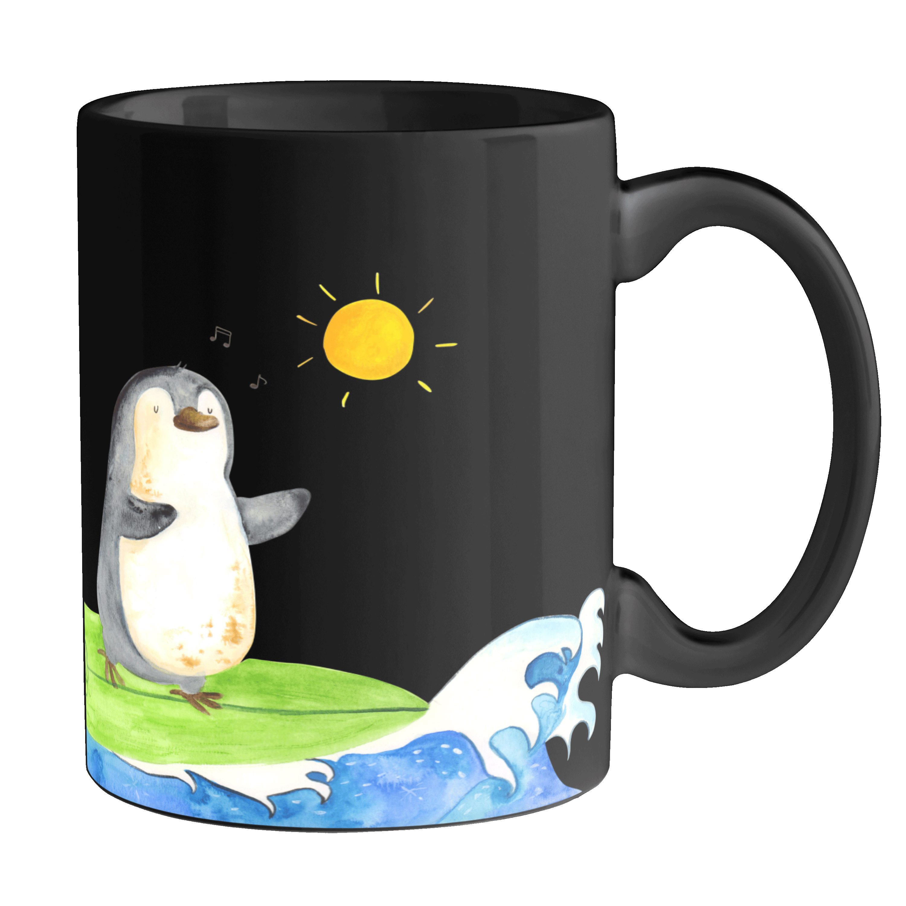 Mr. & Mrs. Panda Tasse Pinguin Surfer - Schwarz - Geschenk, Tasse, Kaffeetasse, Tasse Motive, Keramik Schwarz | Tassen