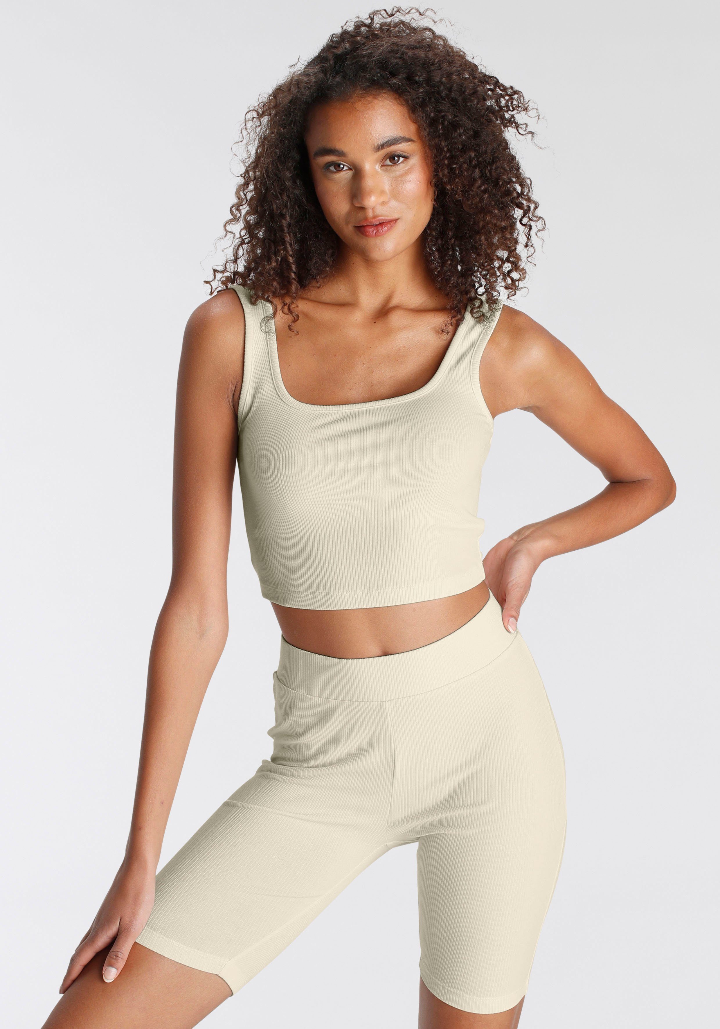 LASCANA Shorty bestehend aus Top und Shorts aus Rippmaterial, Homewear-Set günstig online kaufen