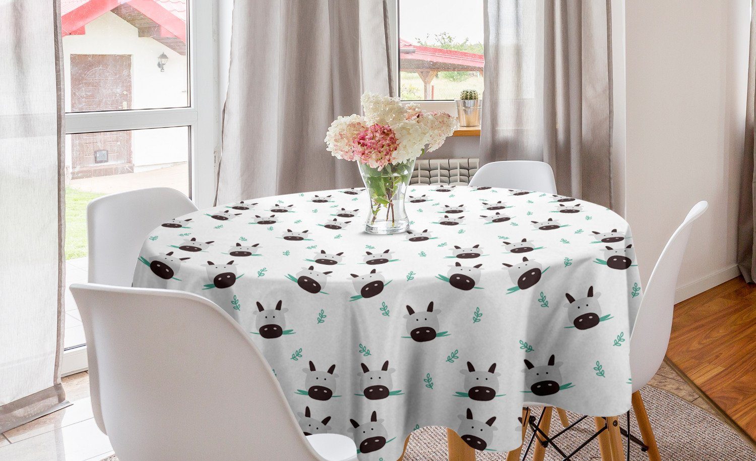 Abakuhaus Tischdecke Kreis Tischdecke Abdeckung für Esszimmer Küche Dekoration, Das Vieh Kuhköpfe Chewing Grass | Tischdecken