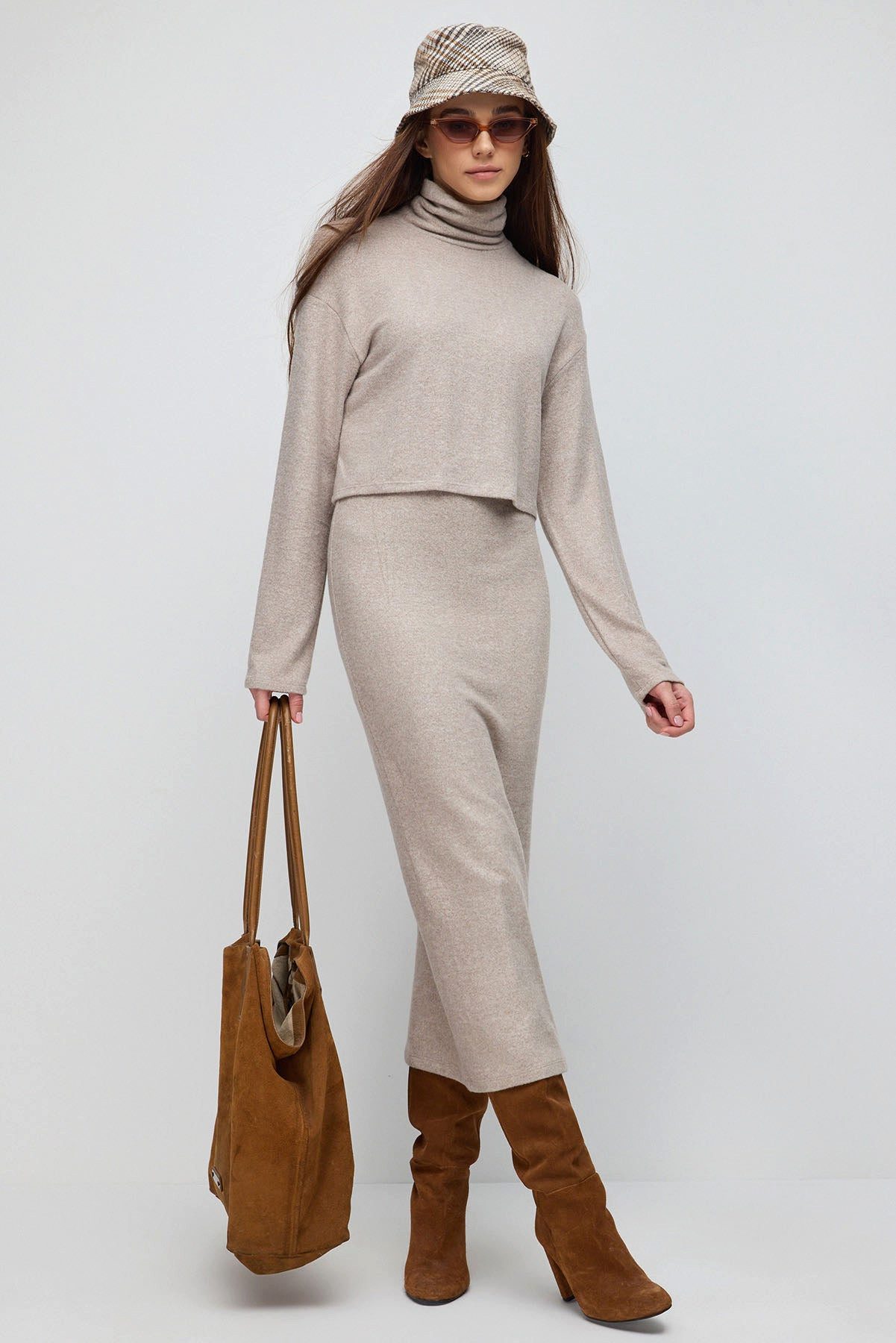 Sweater Oversize-Pullover mit hohem Kragen