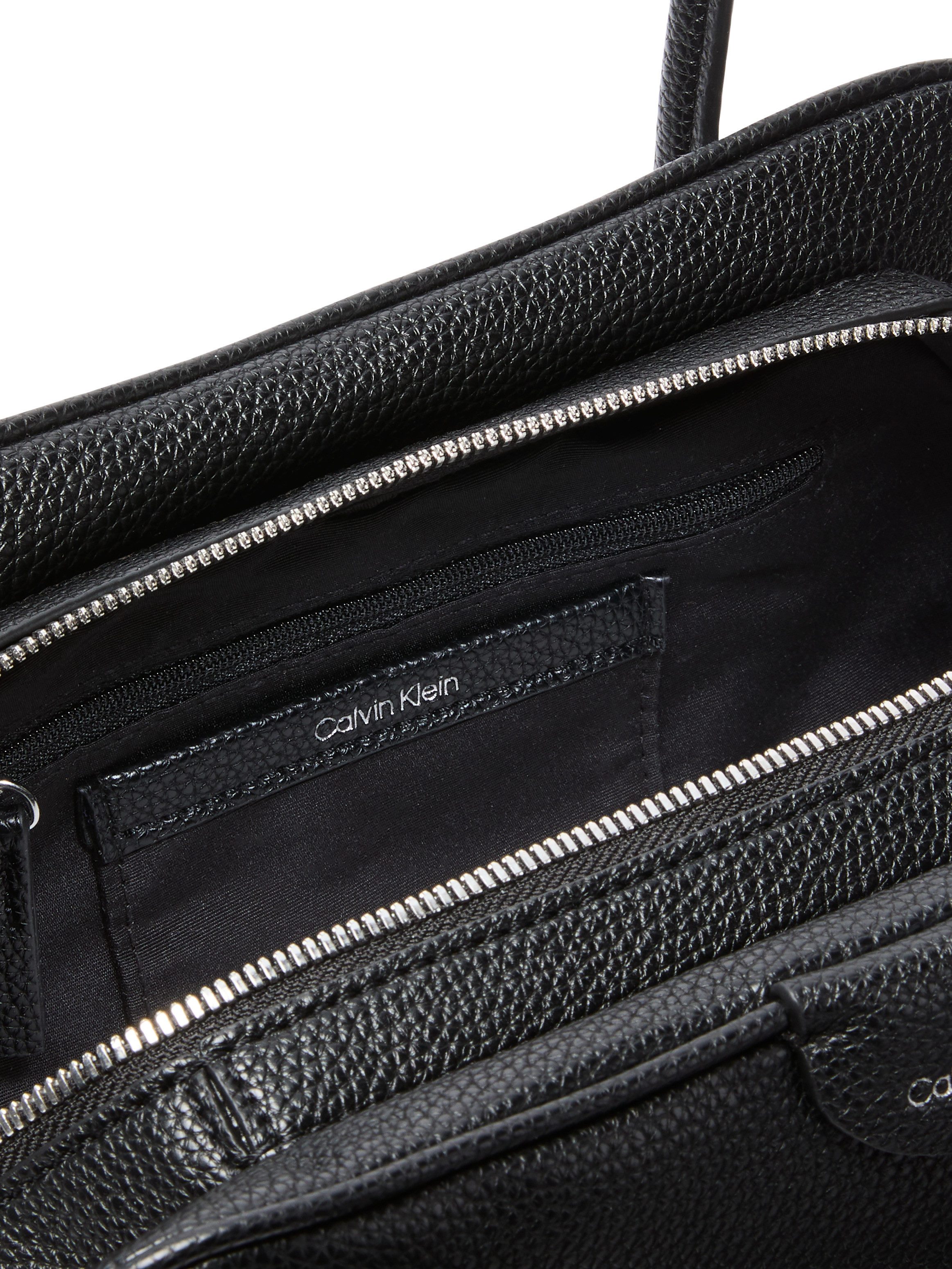 Calvin Klein Schultertasche EMBLEM TRIO PEBBLE SHOULDER BAG, Henkeltasche, Handtasche mit Schmucklogo