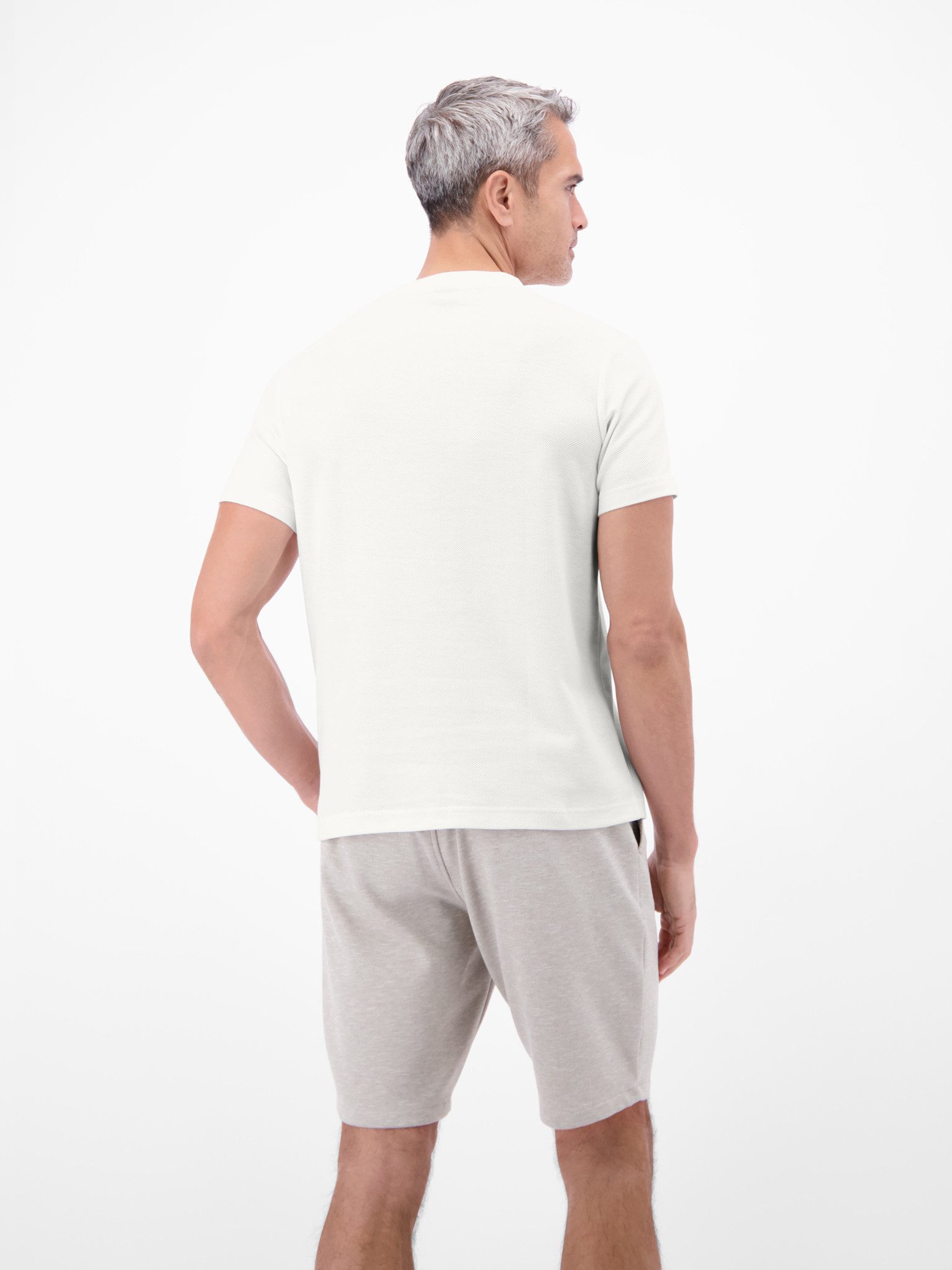 LERROS Rundhalsshirt mit Logo-Badge und in Waffle-Optik