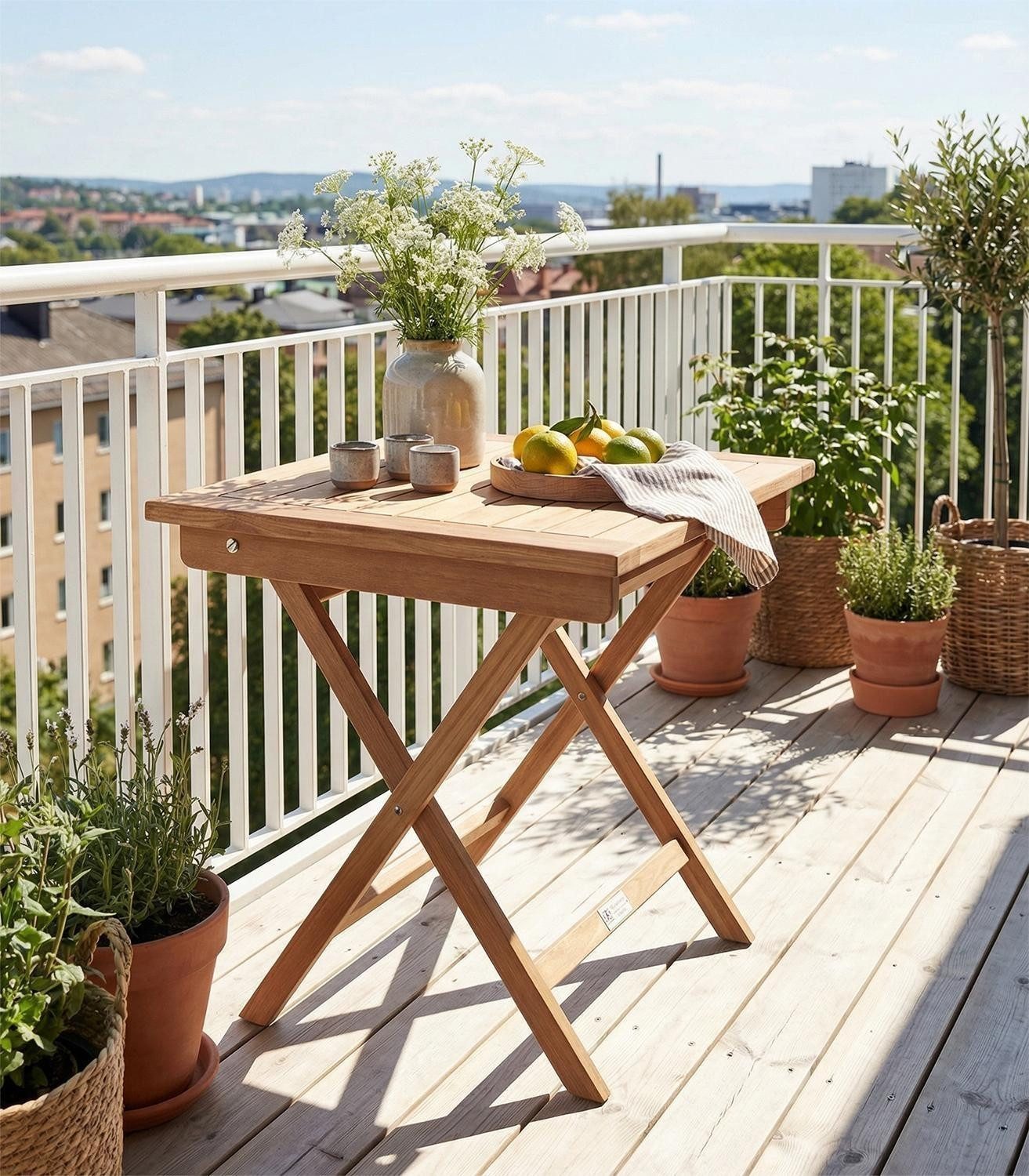 Outdoor Beistelltisch RIVA, Braun, Teakholz massiv, Klappbar, (1-St), B 50 x H 50 x T 50 cm