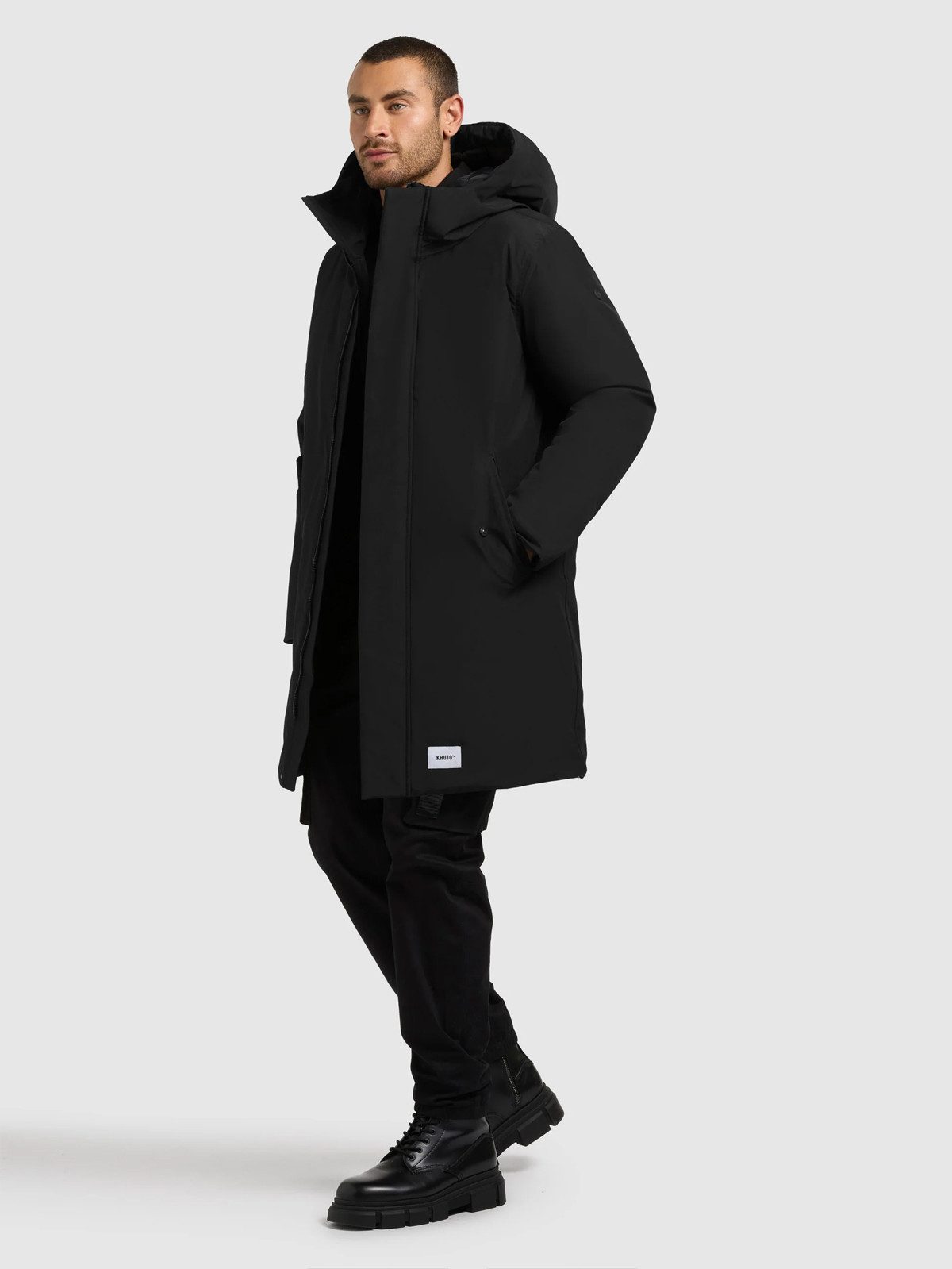 khujo Wintermantel Khujo FOGG 2 Herren Wintermantel, Parka mit Kapuze, Regular Fit (1-tlg) Windschutzblende mit Magnetverschluss
